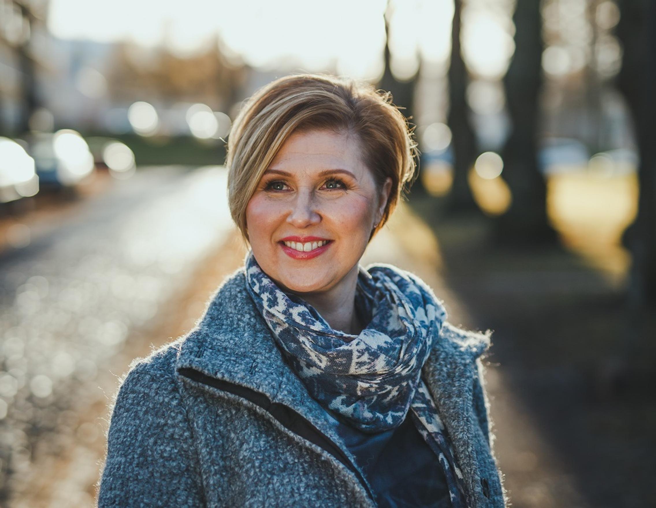 ”Kuoletko sinä nyt, äiti?” Sadun, 44, syöpä löytyi työterveydessä