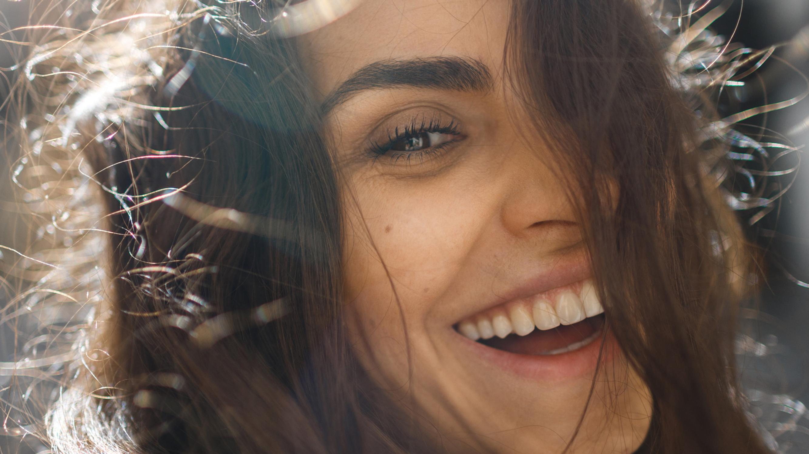 Näin onnistut kulmien värjäyksessä kotona – 5 kiinnostavaa tuotetta