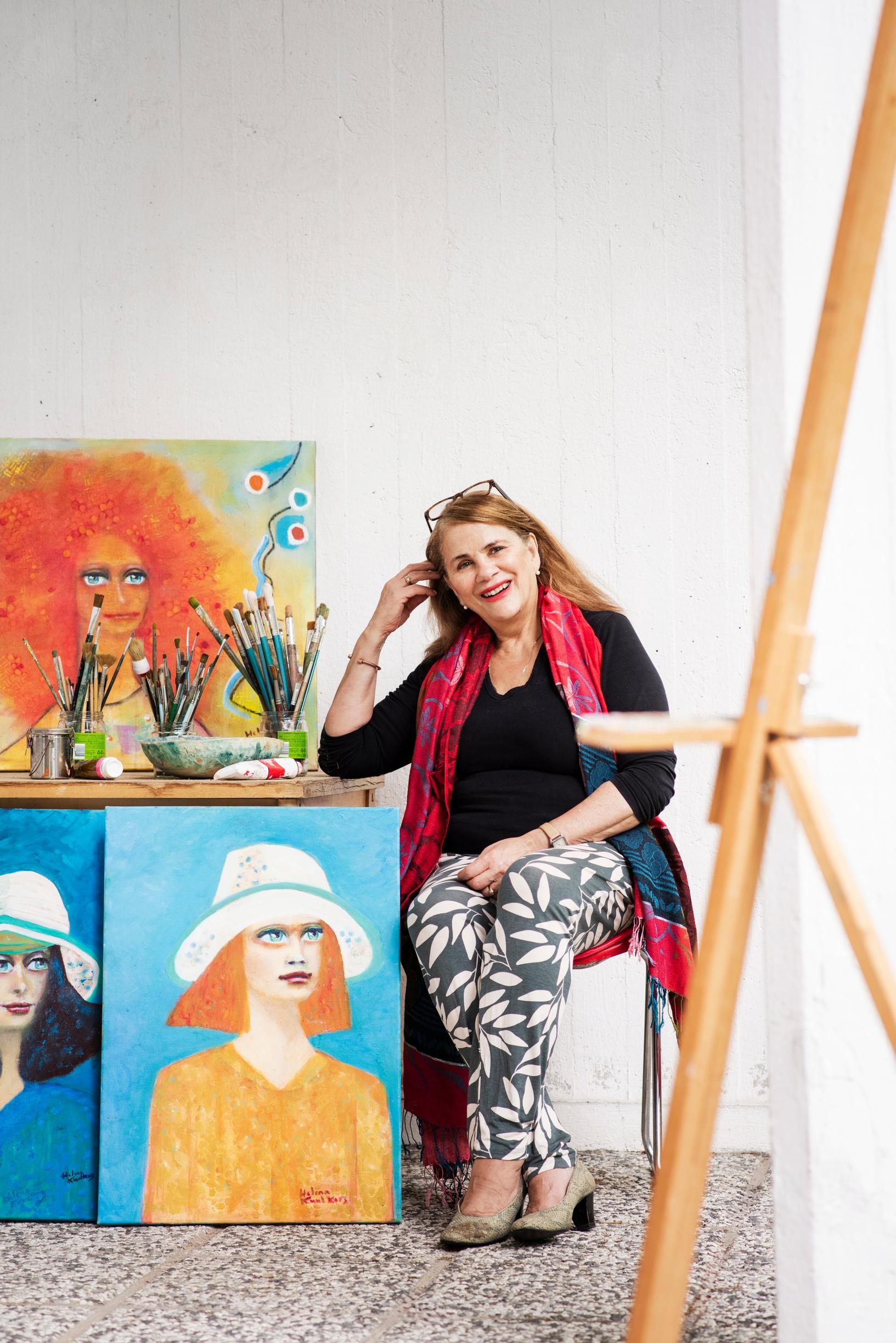 ”Olen oppinut nauramaan itselleni. Aikaisemmin otin asiat liian vakavasti. Iän myötä olen oppinut elämään hetkessä, tulevaisuudesta huolehtiminen ei auta mitään”, Helena sanoo.