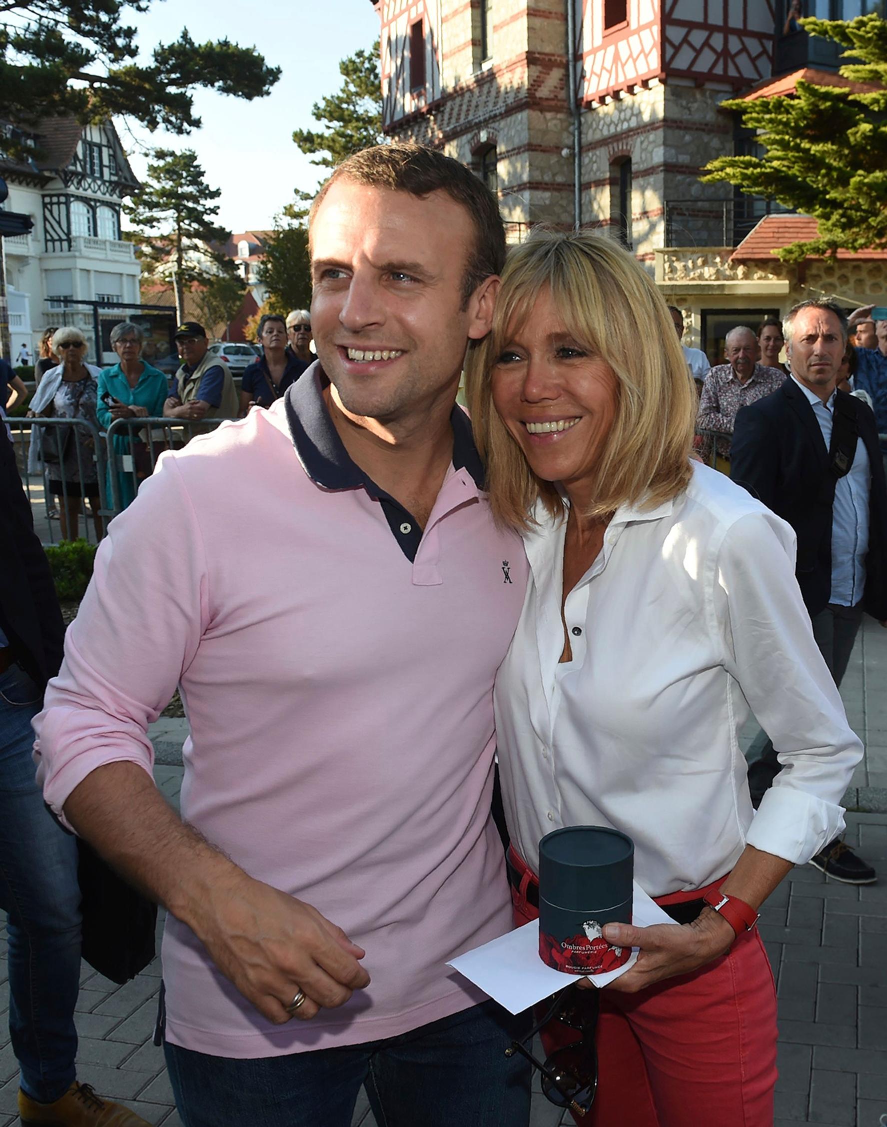 Tuore presidenttipari Le Touquet’n kaupungissa Pohjois-Ranskassa. Brigitte luopui työstään vuonna 2015 voidakseen olla mahdollisimman paljon miehensä rinnalla.