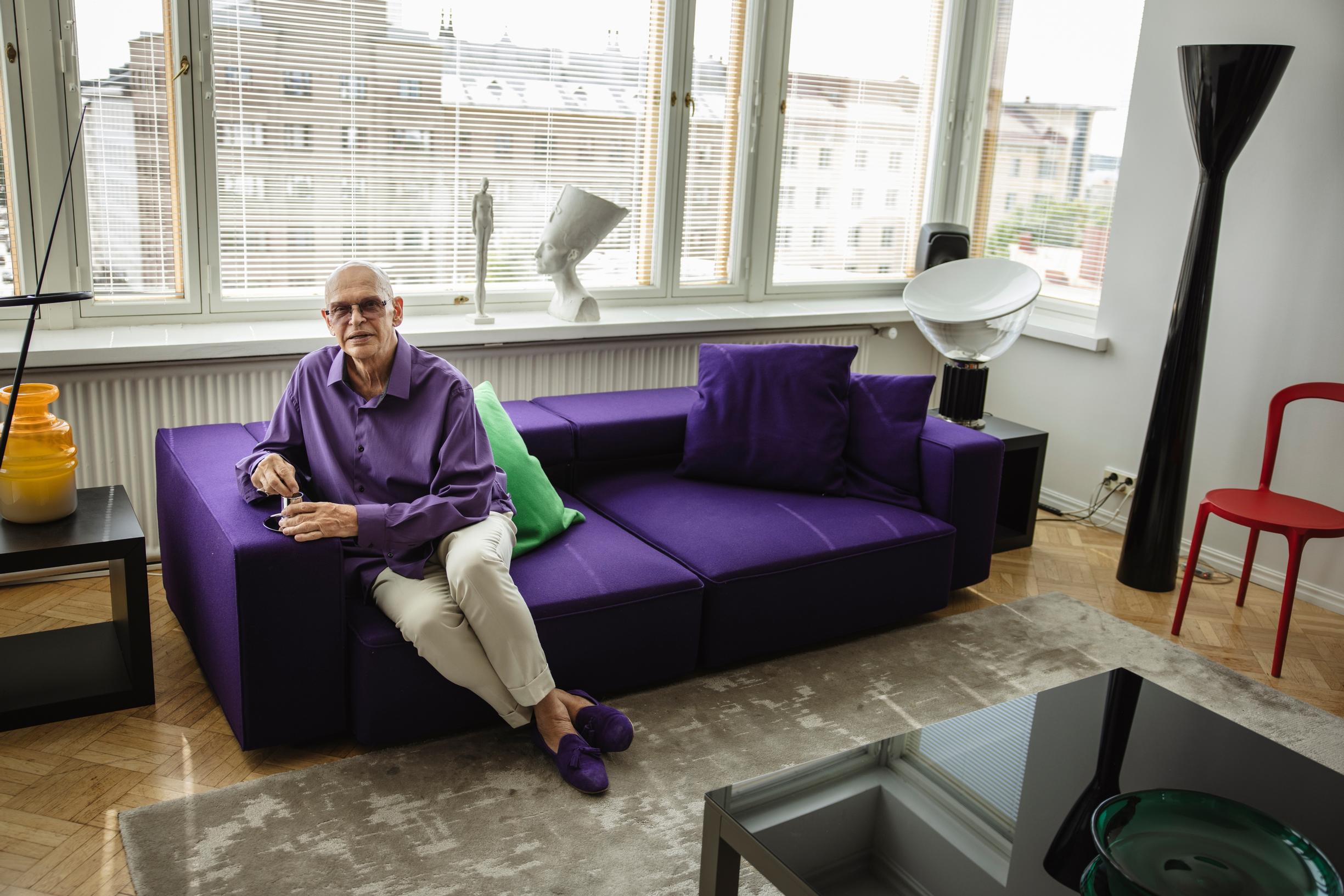 Maaliskuisena aamuna Jorma Uotinen yritti nousta sängystä, mutta outo huimaus vei jalat alta – pian ambulanssi oli jo ovella