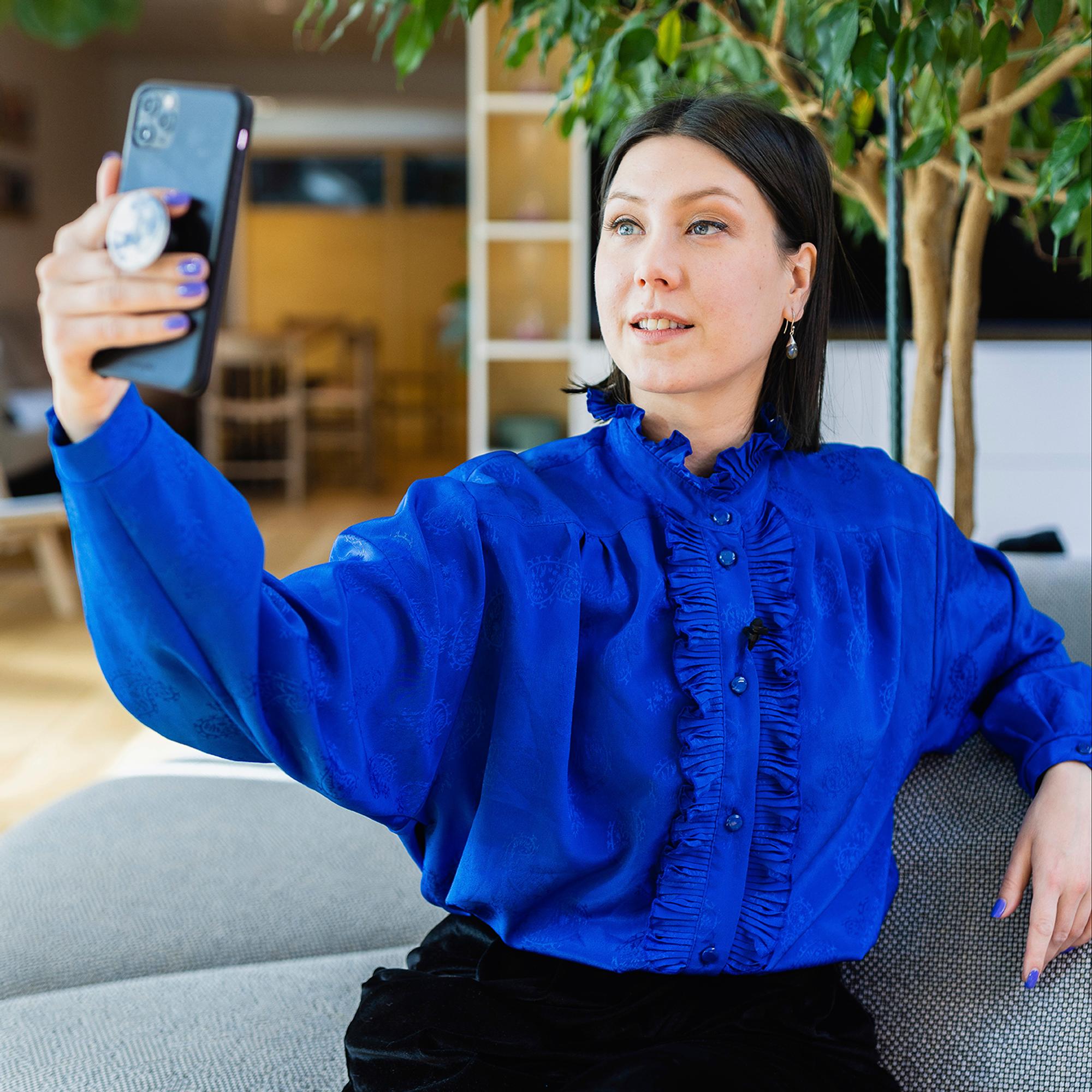 ”Filtterit ovat kuin yhden koon ja värin paita” – somesta tutut Inna Tähkänen ja Meeri Toivonen näyttävät, miten muokkaavat kuviaan