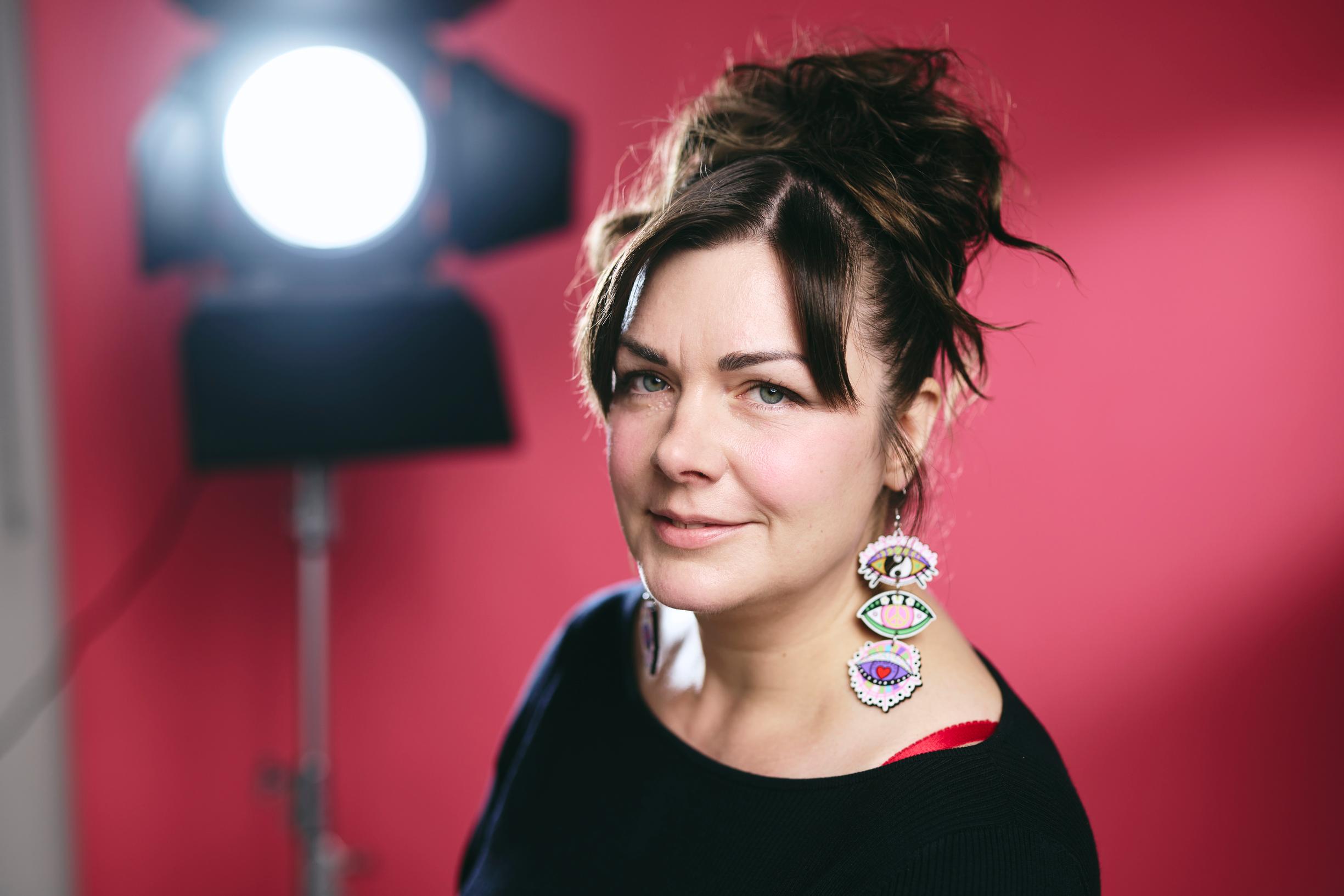 Katri käytti vapaapäiviä rästihommiin ja ajatteli, että on normaalia olla koko ajan väsynyt – kun työsuhde päättyi, hän ymmärsi, mikä muutos hänen täytyy tehdä