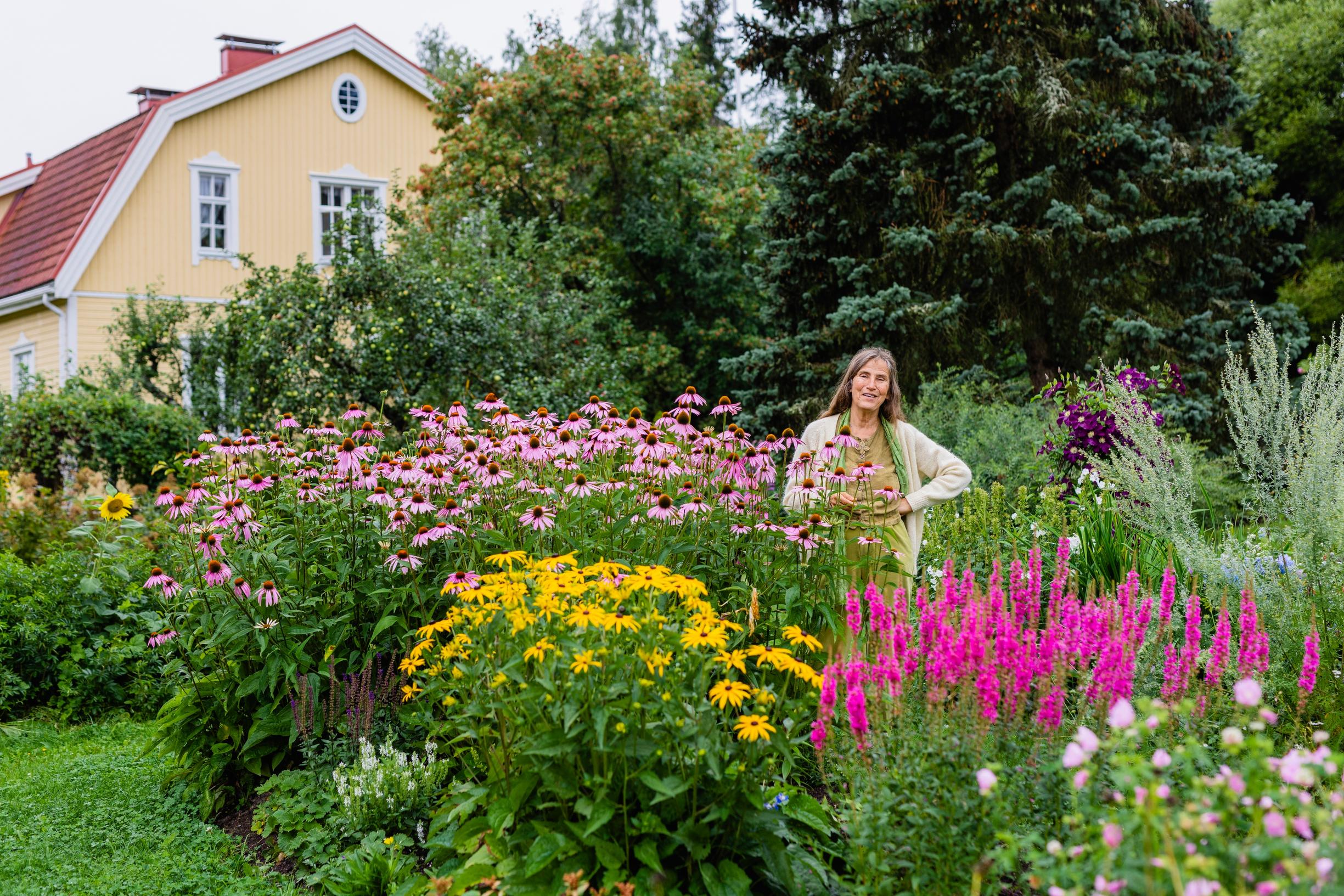 Virpi Raipala-Cormier toivoo, että osaa kannustaa poikiaan, kun he luotsaavat perheyritystä. ”Minun ei enää ole pakko olla mukana kaikessa.”