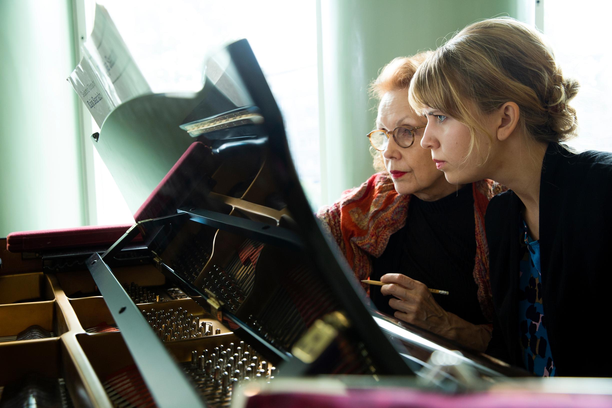 Kaija Saariaho ja tytär Aliisa Barriere