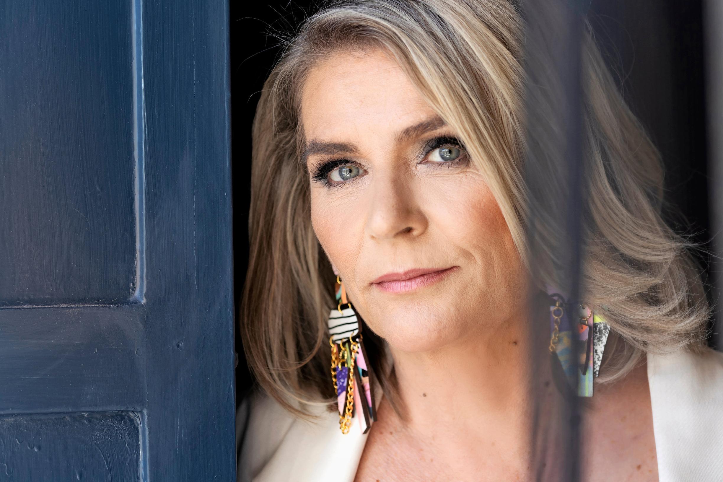 Puolisonsa vuonna 2019 menettänyt Pirkko Hämäläinen kertoo olevansa rakkaudelle avoin. ”Jännittävää nähdä, mitä elämä tuo eteeni.”