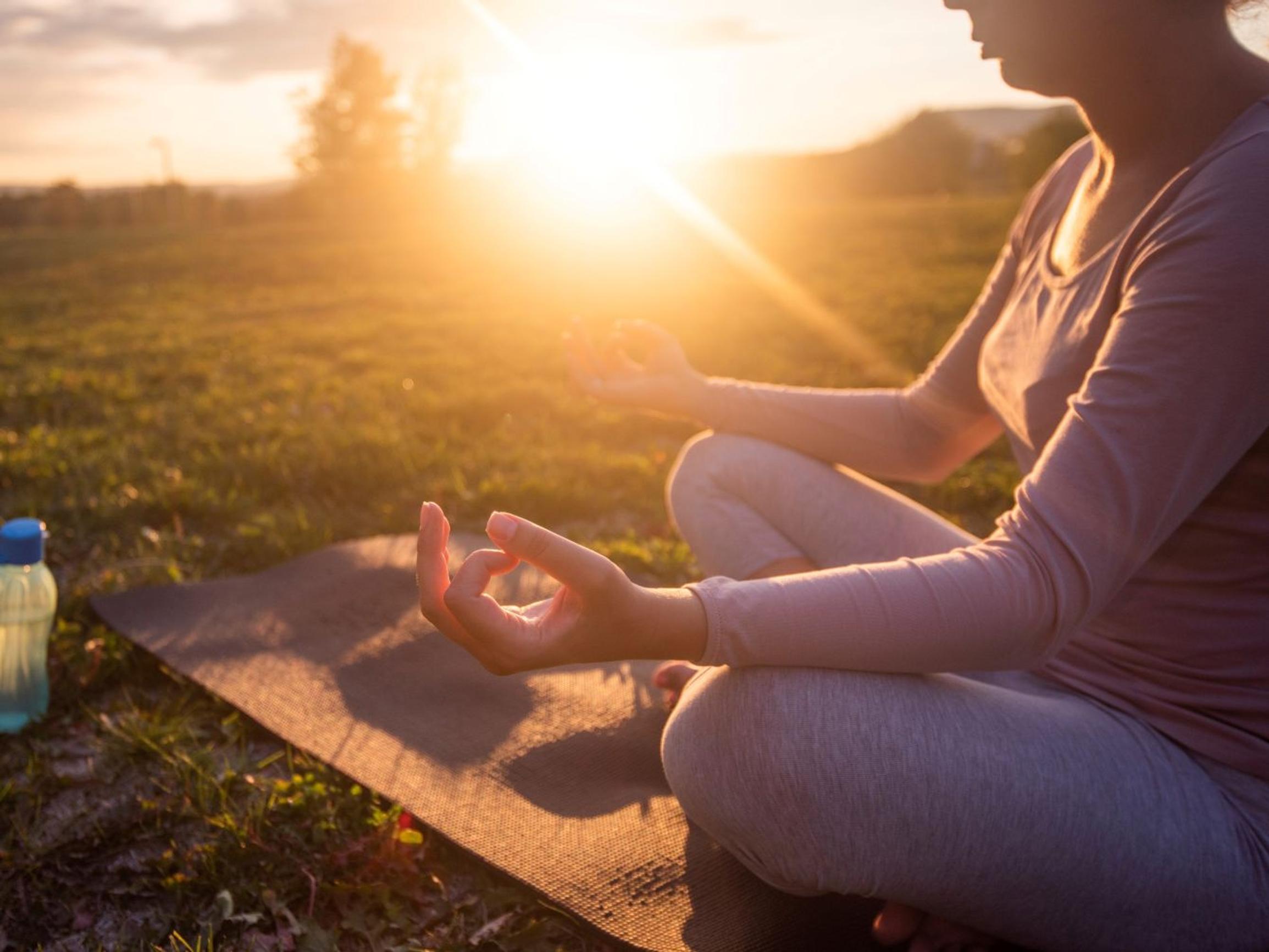Tästä syystä on tärkeää tietää, oletko aamu- vai iltaihminen – psykologi kertoo, mitkä rutiinit voivat auttaa iltavirkkuja