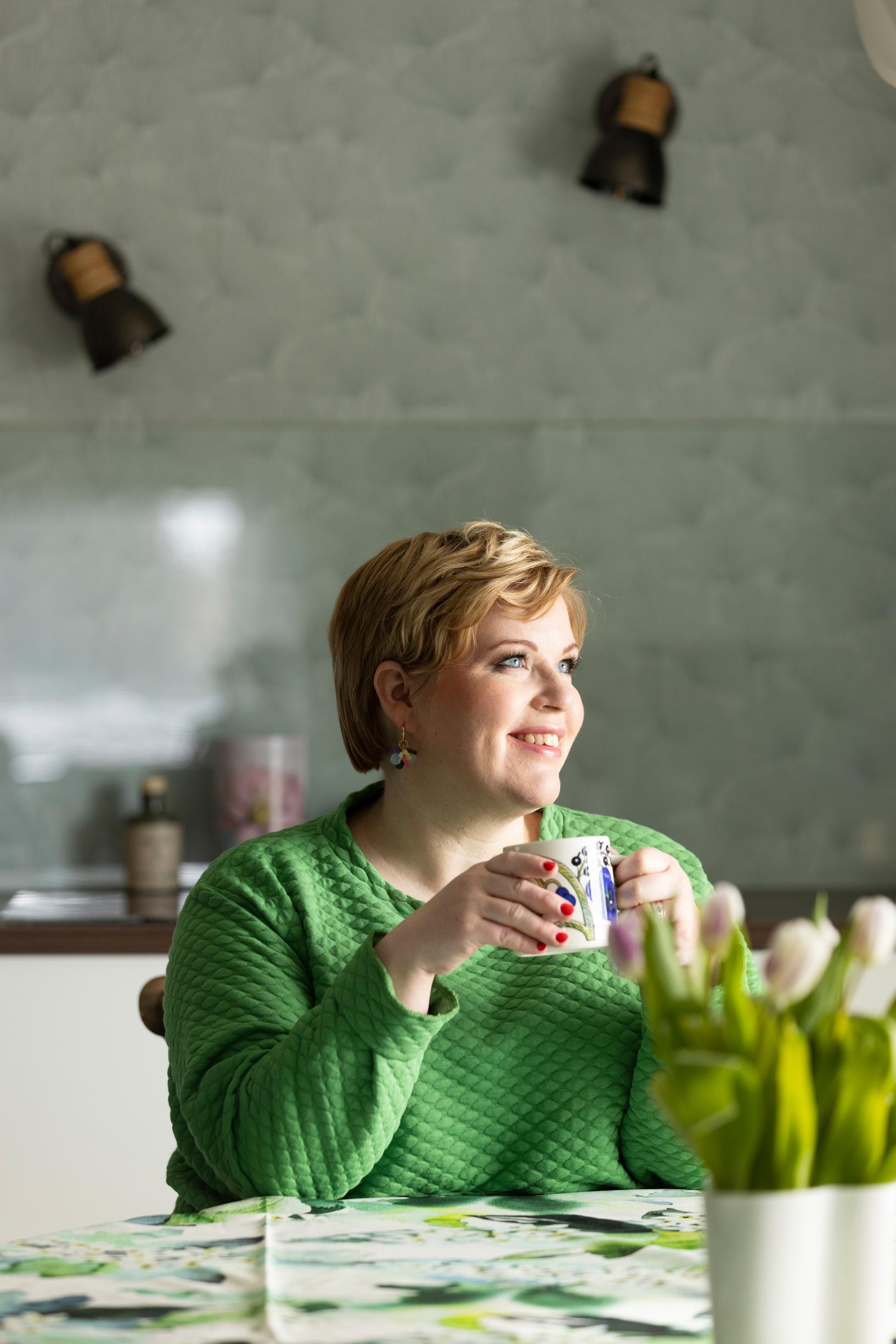 Keskustan puheenjohtajuudesta luopuva Annika Saarikko on miettinyt, tunteeko hän vielä haikeutta, katkeruutta tai jälkiviisautta. ”Kaikki nämäkin tunteet tulevat käsiteltyä. Vain siten voi päästä eteenpäin.”