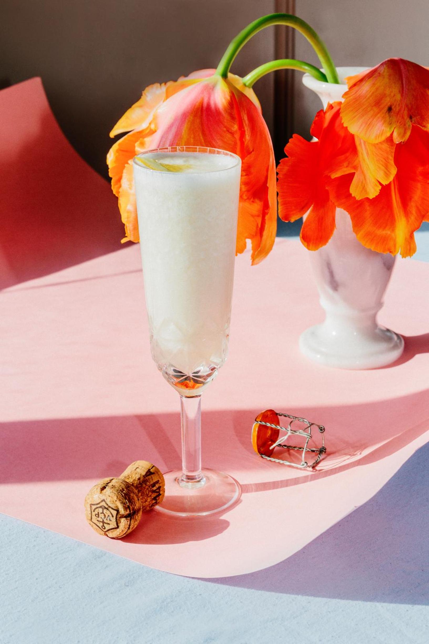 Aina ei ole pakko mennä –  Anna Perho kertoo, miksi juhlakutsusta kannattaa joskus kieltäytyä