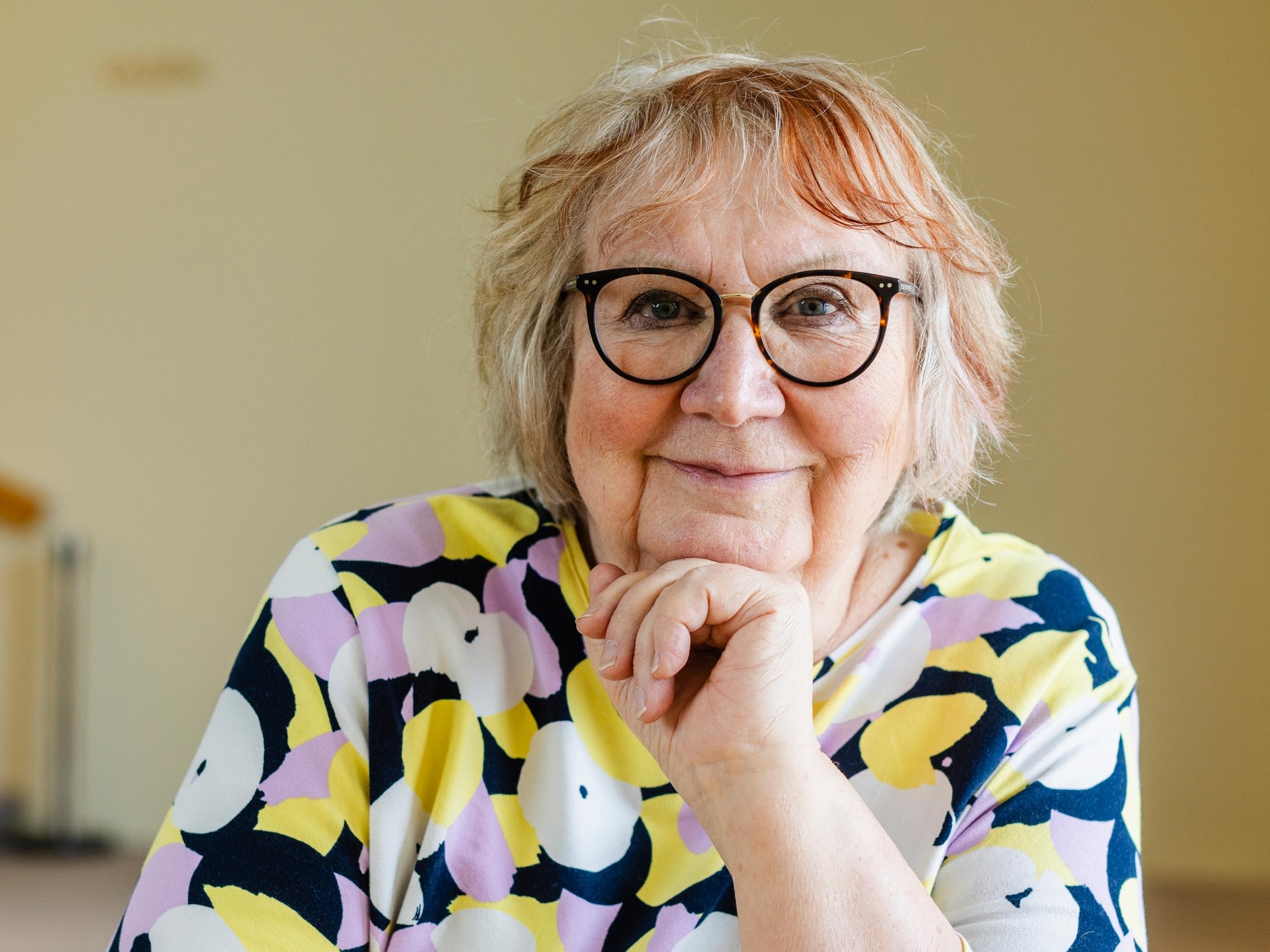 Kirjailija Anneli Kanto ei saanut isän hyväksyntää – päätyi radikaaliin ratkaisuun: ”Päätin jo varhain viis veisata hänen mielipiteistään”