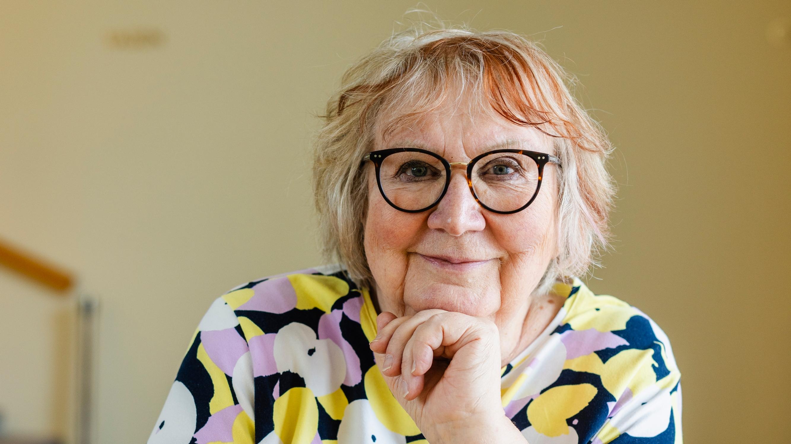 Kirjailija Anneli Kanto ei saanut isän hyväksyntää – päätyi radikaaliin ratkaisuun: ”Päätin jo varhain viis veisata hänen mielipiteistään”