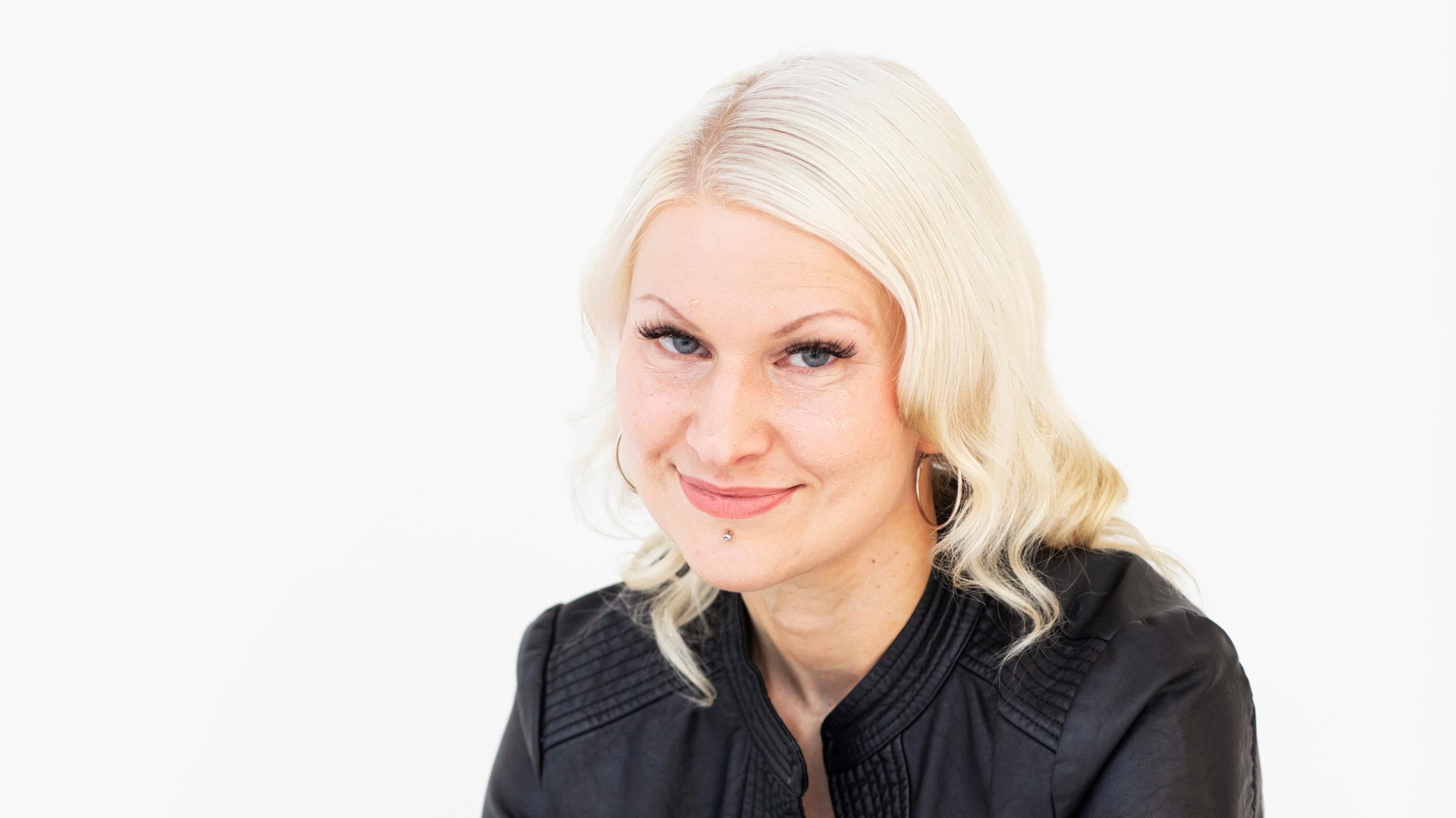 Salamarakastuminen voi olla merkki vääränlaisesta kemiasta, sanoo psykoterapeutti – ”Liian moni antaa ensireaktiolle hirveästi painoarvoa”