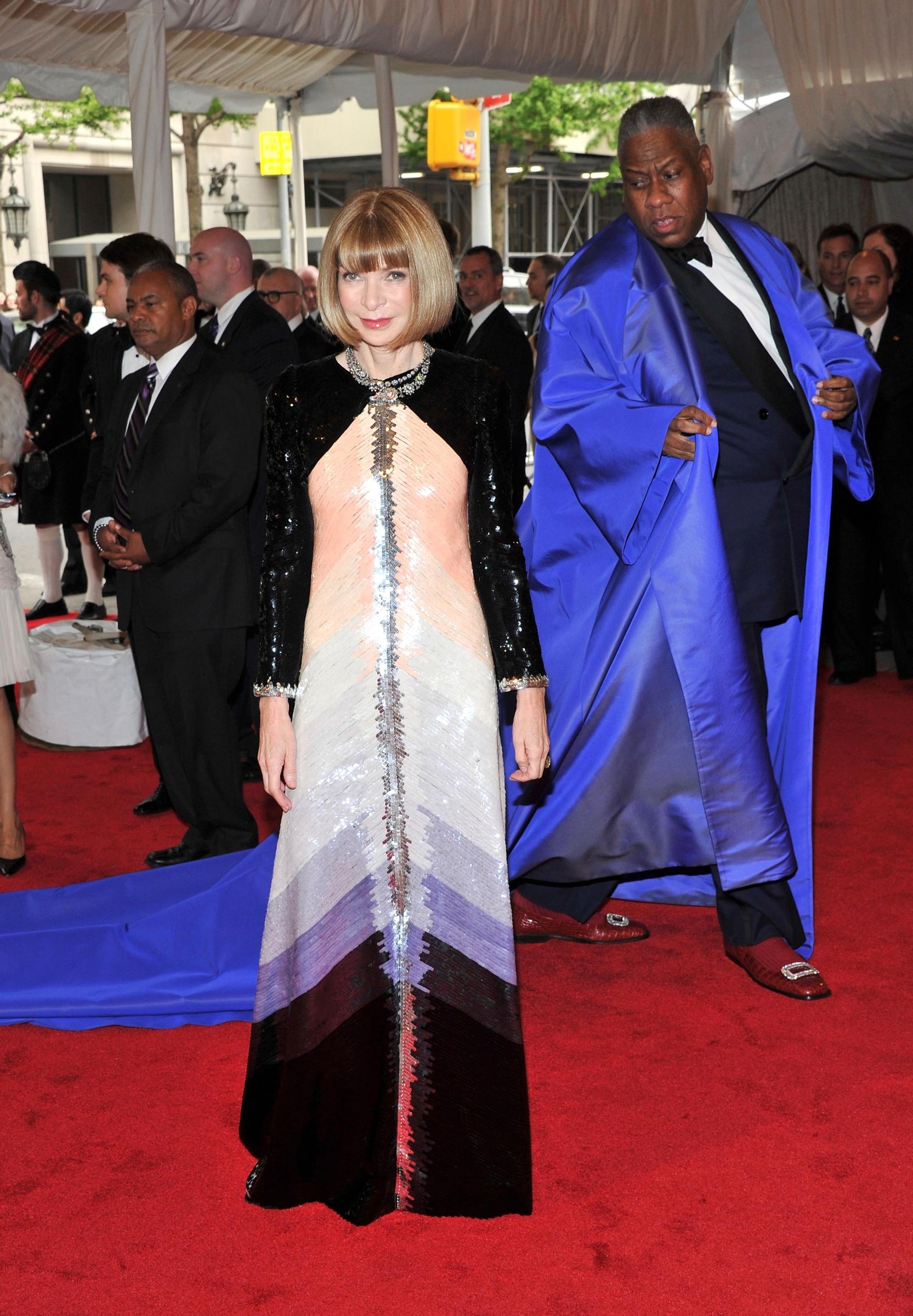 Voguen päätoimittajalla Anna Wintourilla ja Andrélla oli mutkikkaat välit: tiiviit mutta myös kylmät ja etäiset.