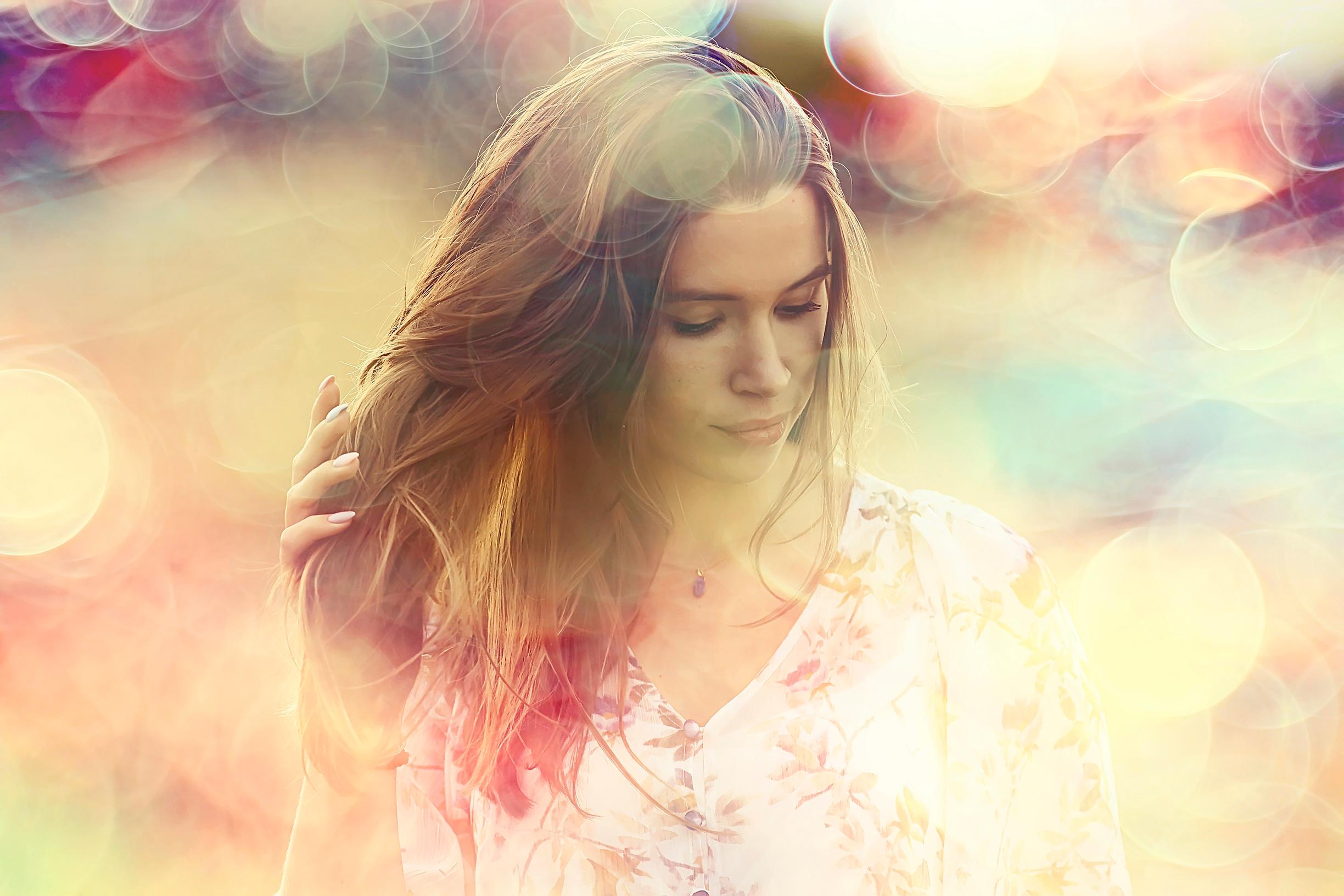 Kalenteri täynnä menoja ja koti täynnä tavaraa – onko elämässäsi liikaa kaikkea? Yksinkertaistaminen auttaa ottamaan elämän haltuun