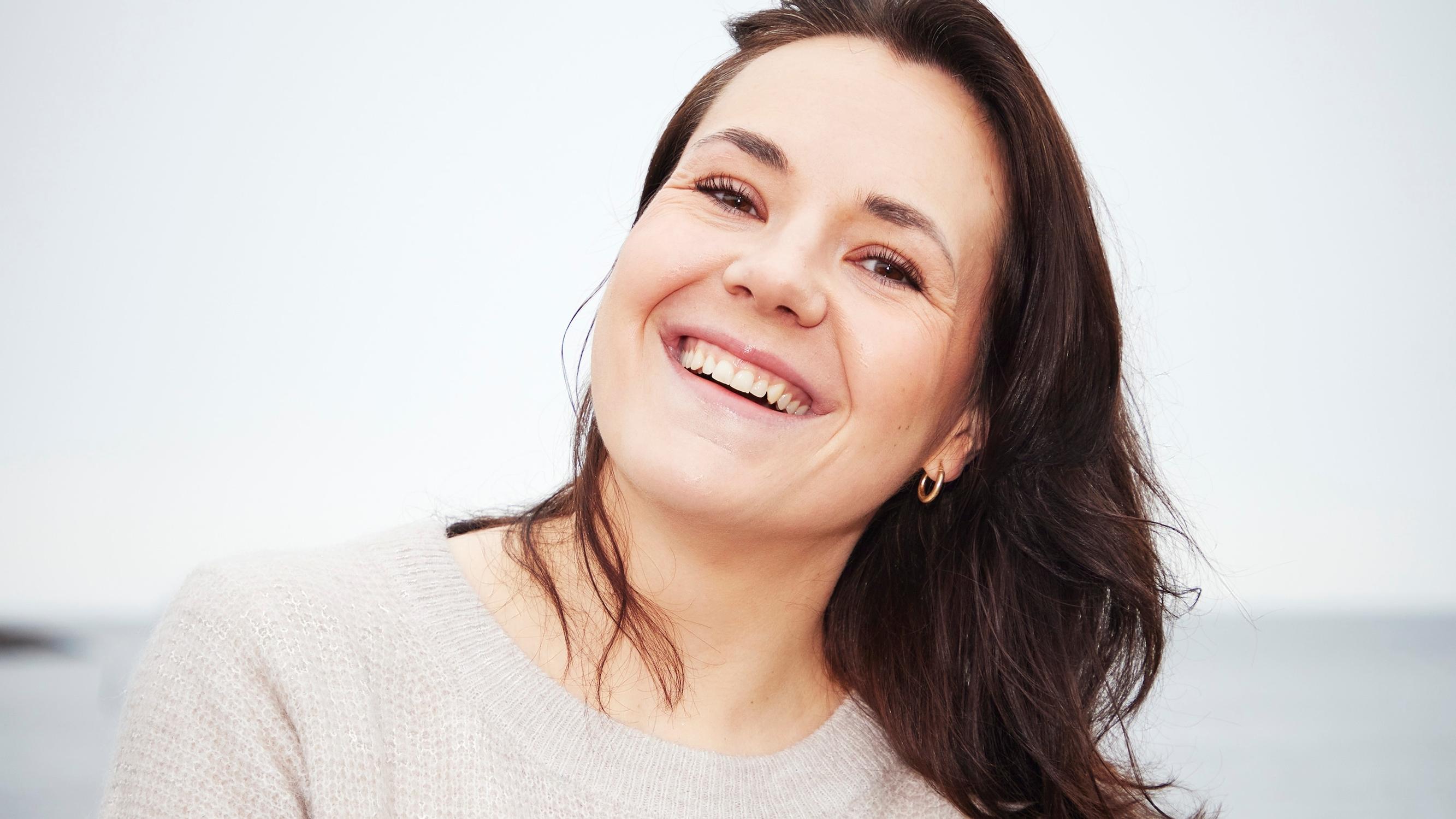 Pauliina vältteli uimarantoja, koska inhosi kehoaan – sitten hän alkoi ottaa boudoir-kuvia itsestään ja muista