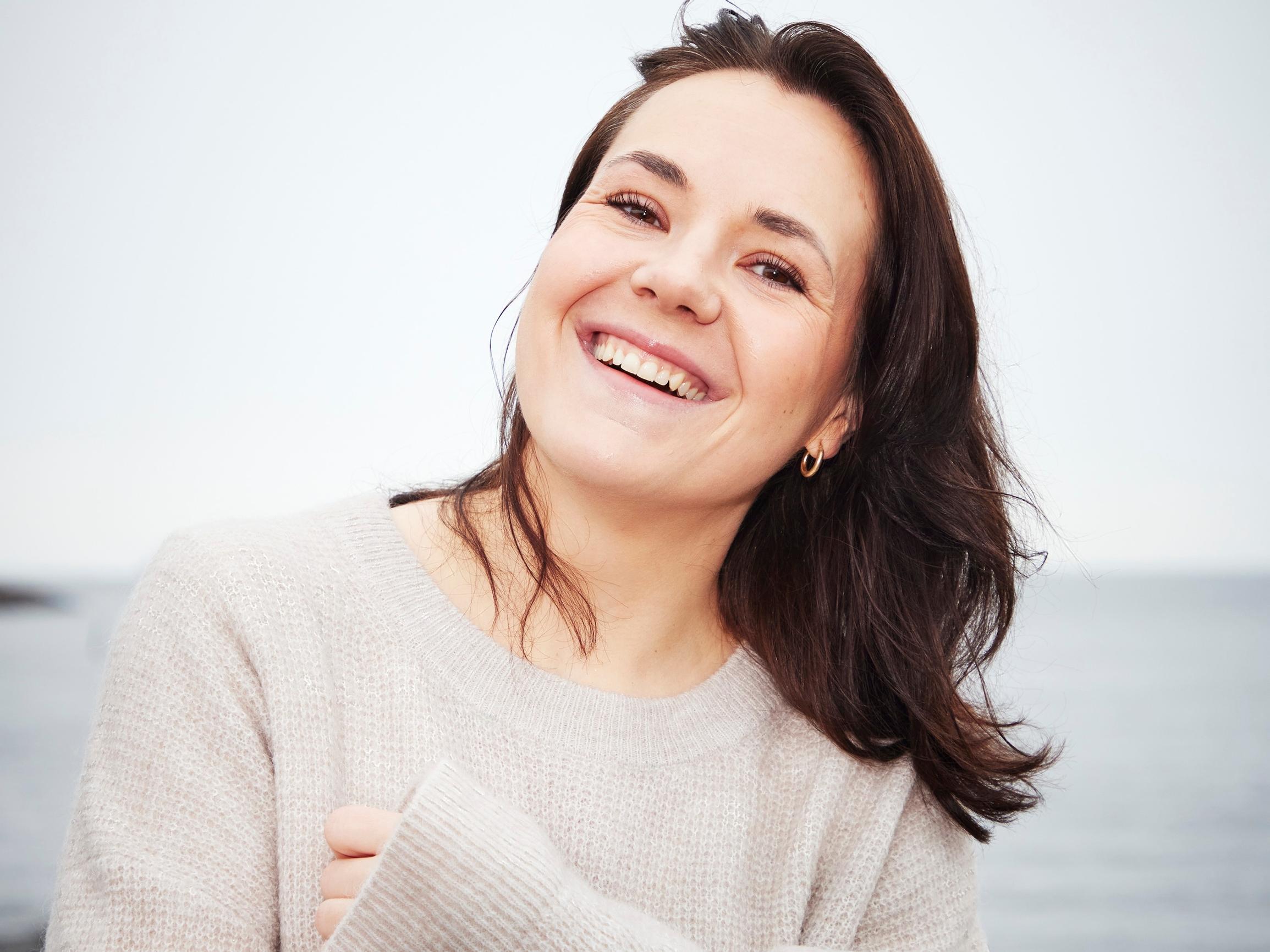 Pauliina vältteli uimarantoja, koska inhosi kehoaan – sitten hän alkoi ottaa boudoir-kuvia itsestään ja muista