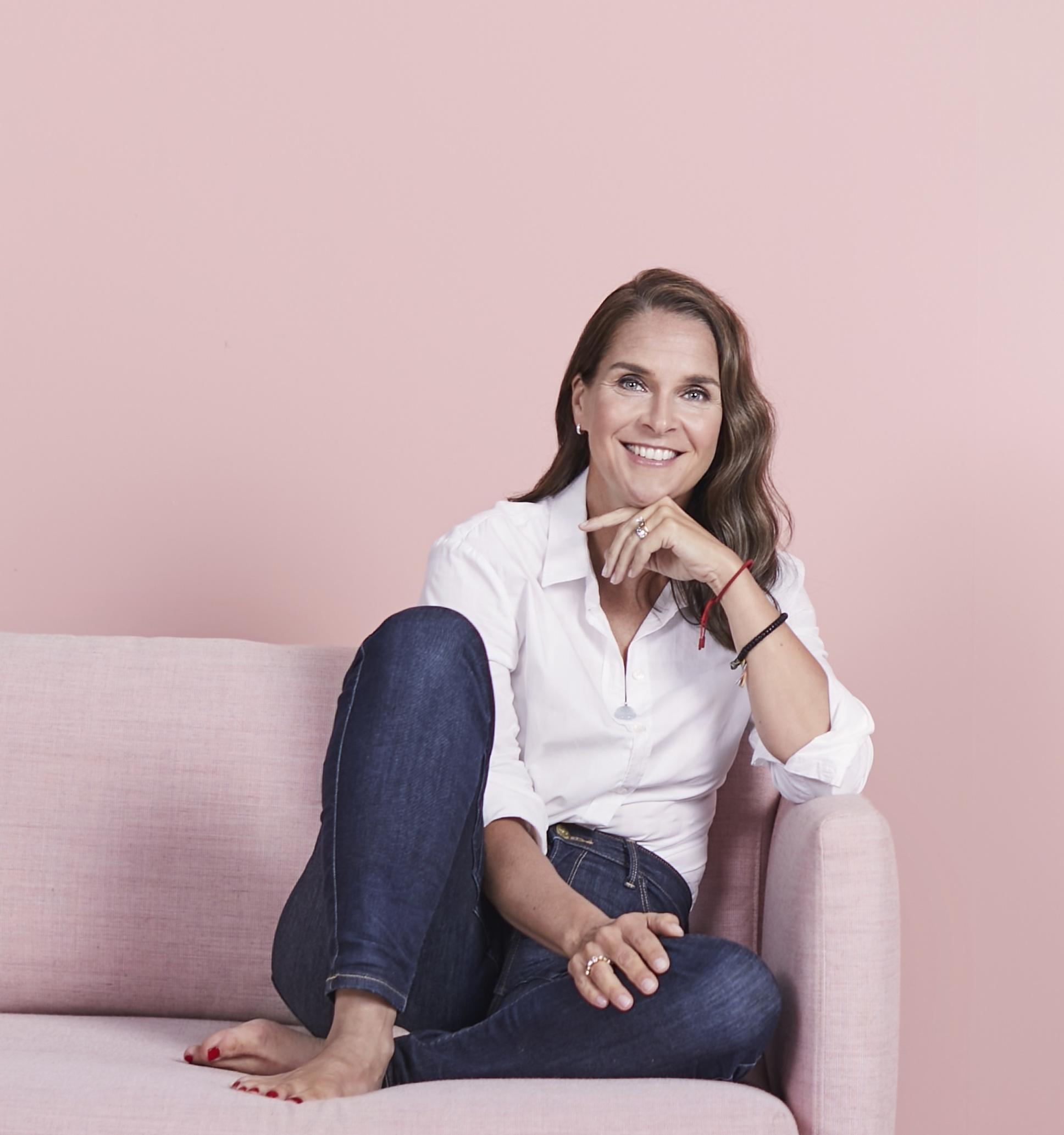 ”Mitä vanhemmaksi tulen, sitä enemmän inhoan ihmisiä”, lukija kertoo – psykologi Ilona Rauhala neuvoo, miten ihmisvihasta pääsee eroon