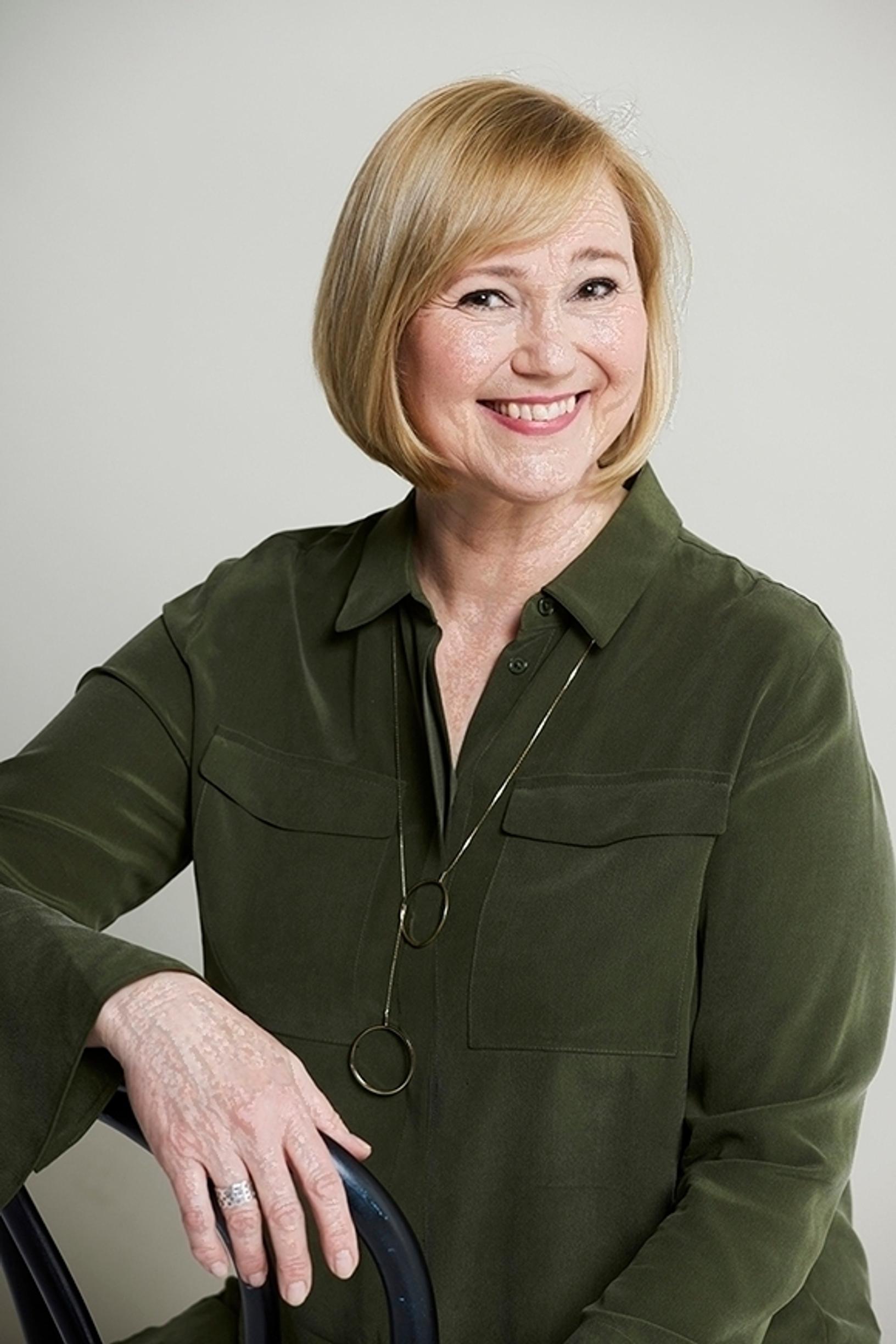 Ruokatoimittaja Helena Saine-Laitinen