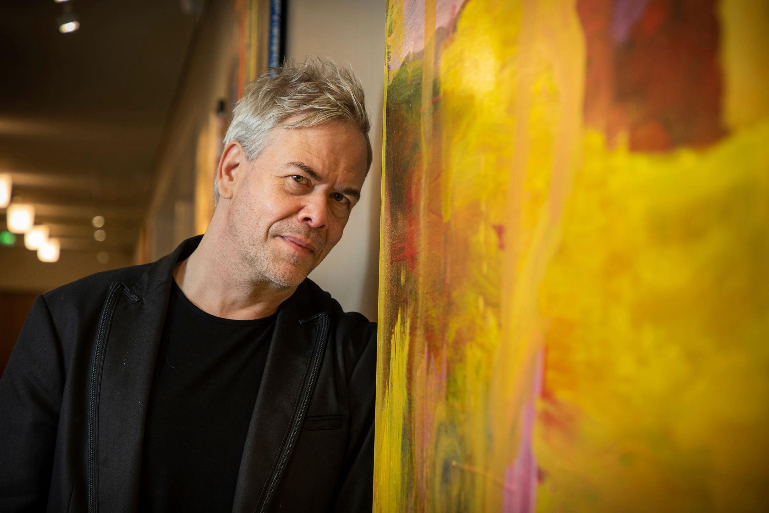 Ylikapellimestari Hannu Lintu hyväksyy selittämättömän: "Kuorolaulu sai pohtimaan pyhyyden olemusta" 