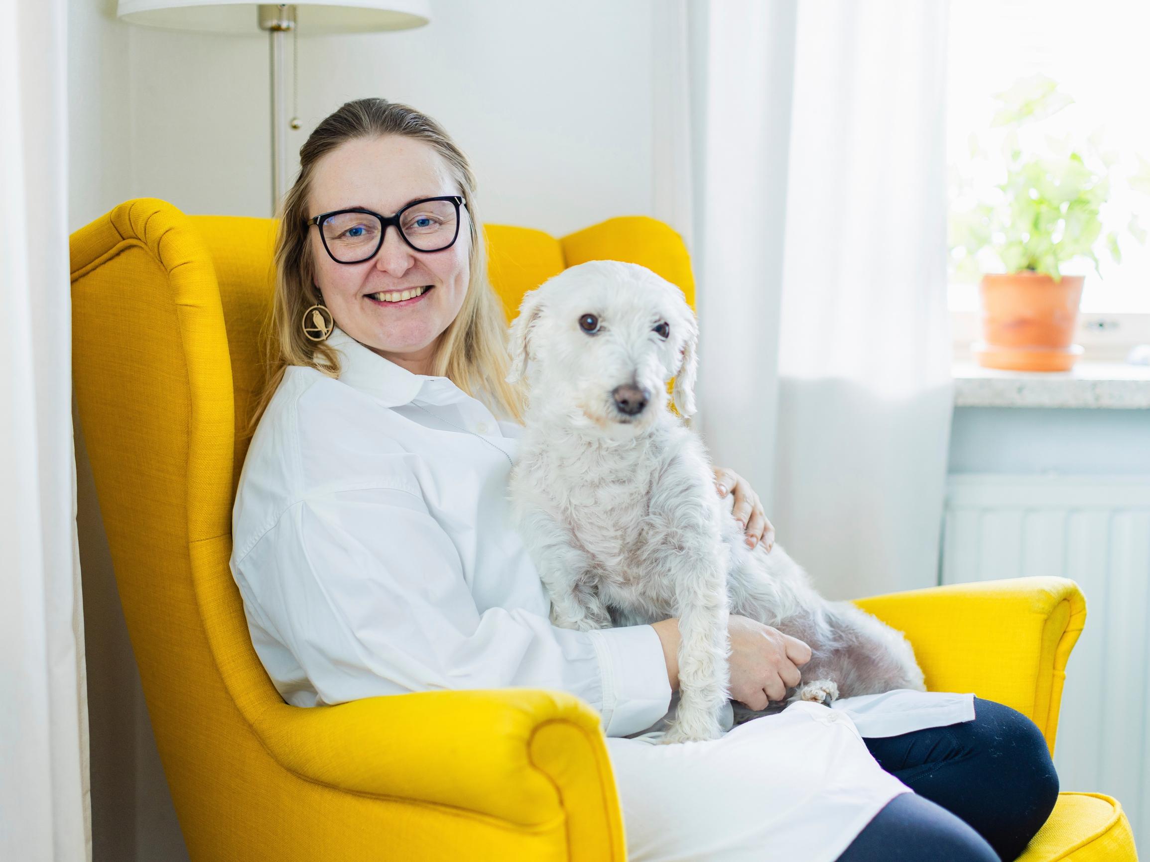 Heidi kärsi 8 vuoden ajan niin runsaasta valkovuodosta, että öisin lakanat kastuivat – sitten tutkimuksissa löytyi jotain yllättävää