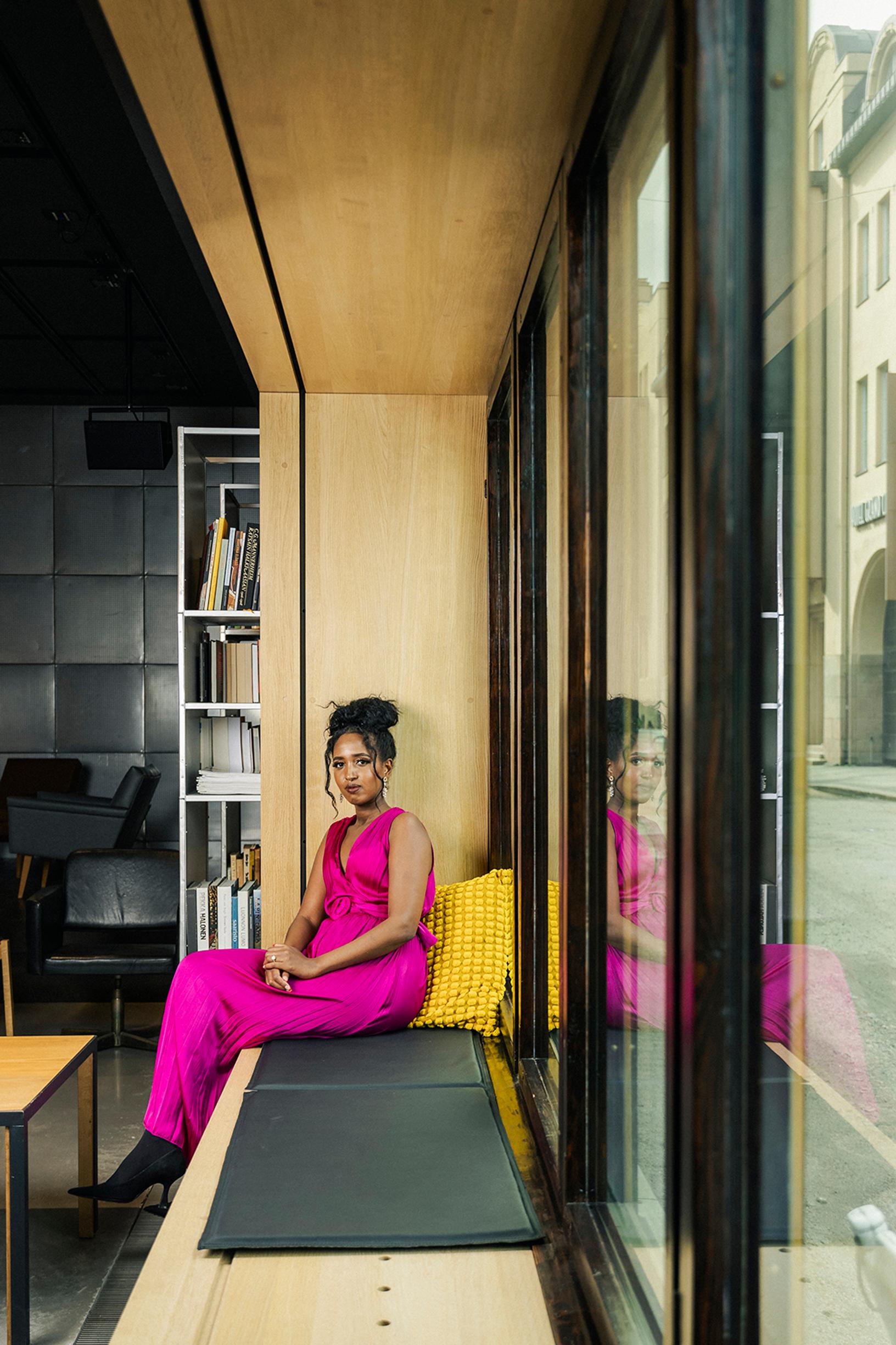 Ujuni Ahmed haluaa kasvattaa tyttärestään sekä suomalaisen että somalialaisen.