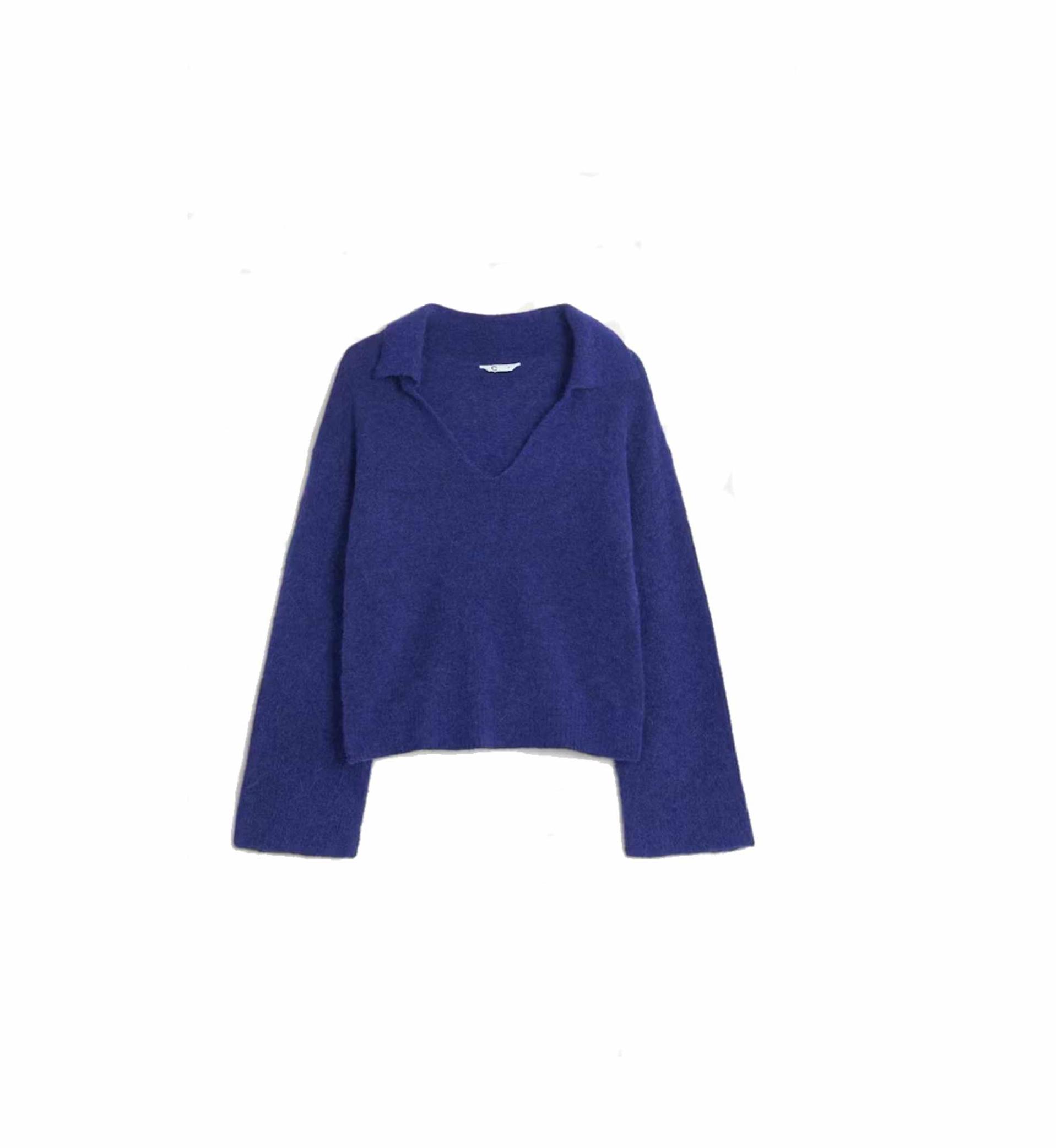 Villasekoiteneuleessa (S–XXS) villan ja alpakan villan osuus on yli 50 %, muut materiaalit ovat kierrätetty polyamidi ja elastaani. 49,99 e, Cubus.