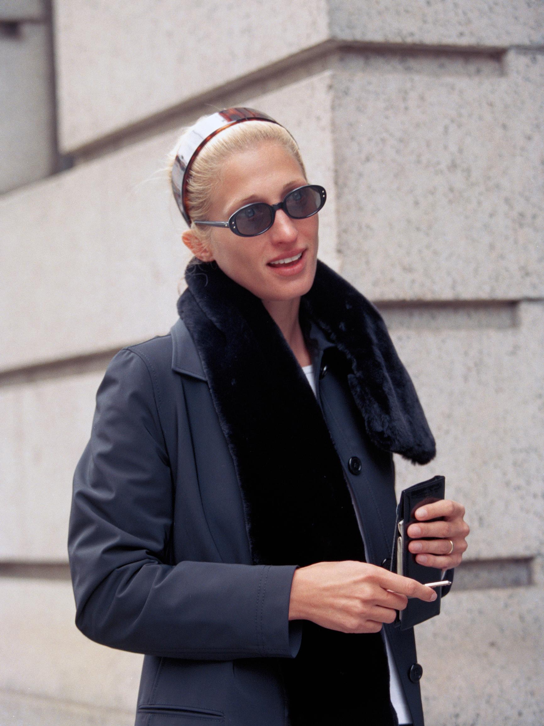 Kaikki puhuvat nyt tästä 1990-luvun tyyli-ikonista – 9 vinkkiä, miten pukeudut ajattomasti pienellä vaivalla