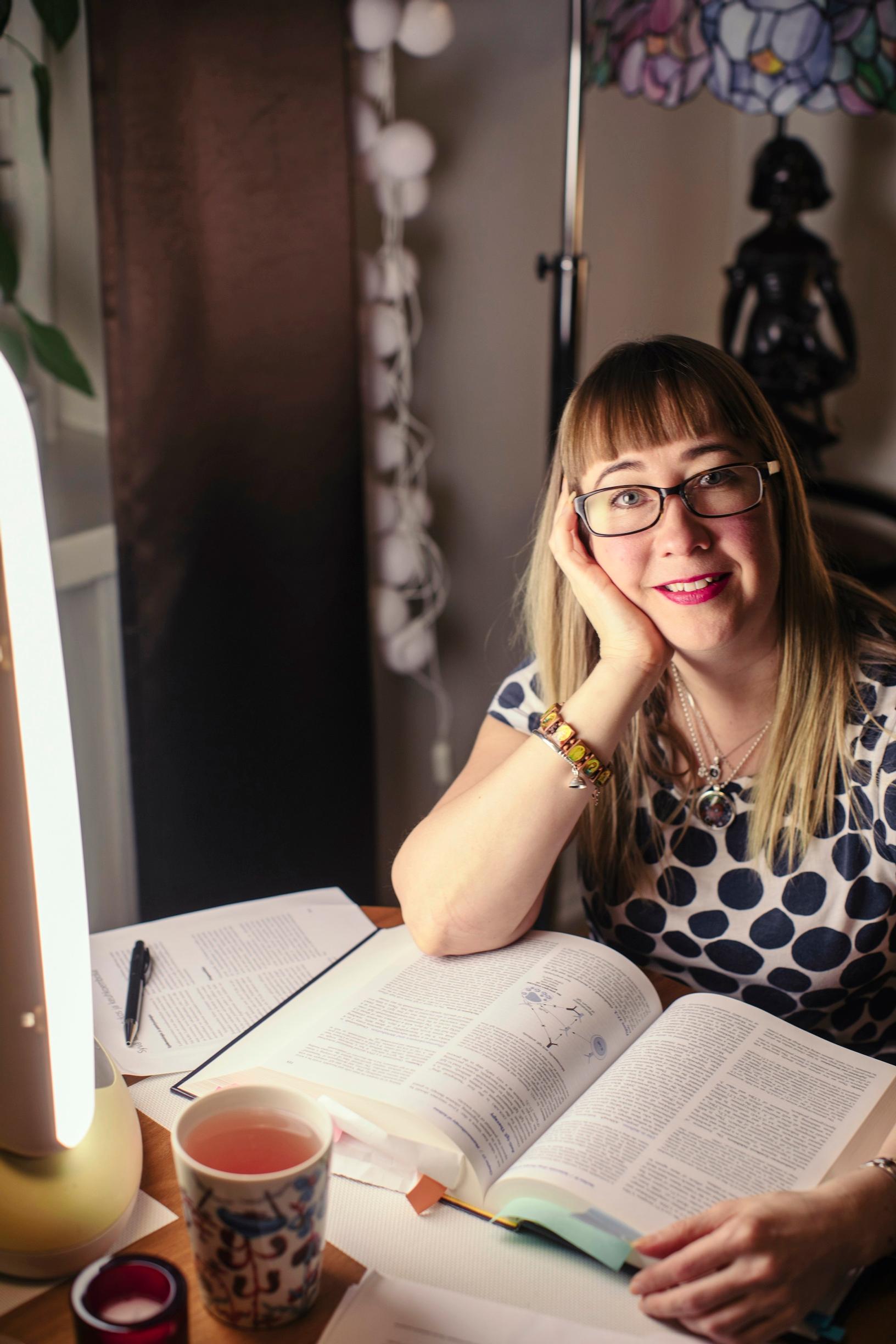 Salla kärsii viivästyneestä unijaksosta: "Mitä enemmän ikää tulee, sitä huonommin kestän aamuherätyksiä"