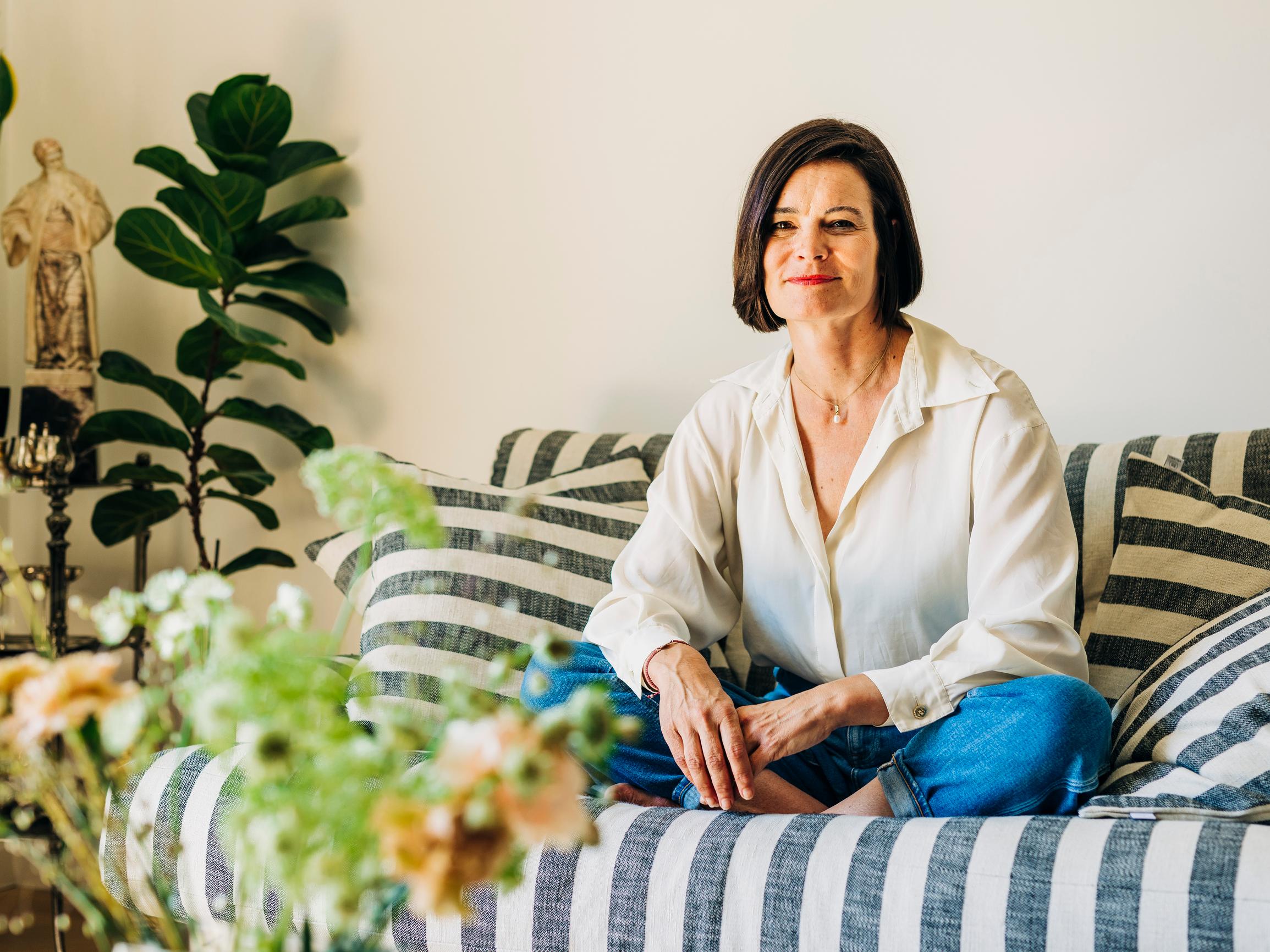 Onko läheiselläsi muistisairaus? Kerro kokemuksistasi ja lähetä kysymyksesi – terapeutti Hanna Jensen vastaa