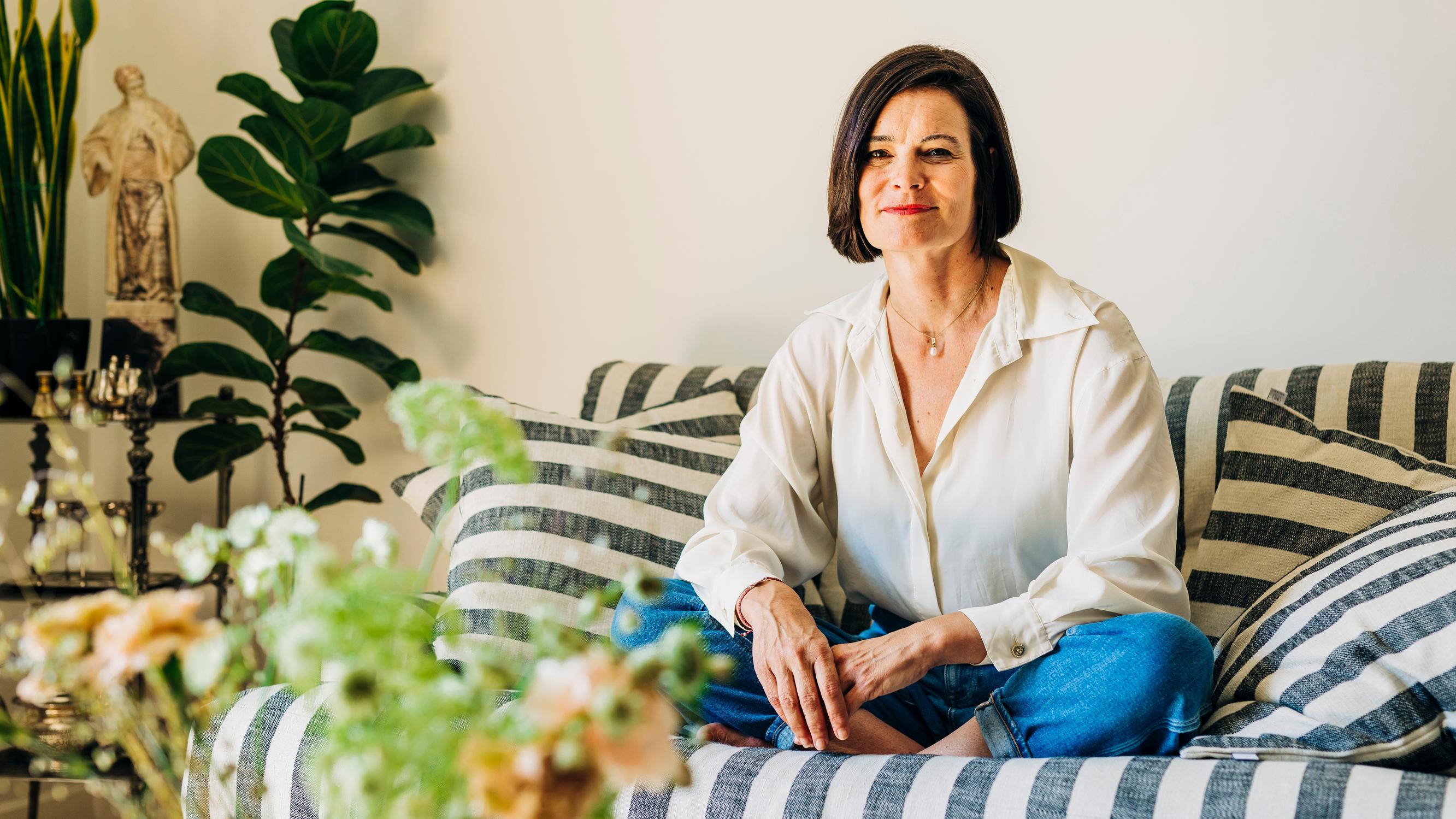 Onko läheiselläsi muistisairaus? Kerro kokemuksistasi ja lähetä kysymyksesi – terapeutti Hanna Jensen vastaa