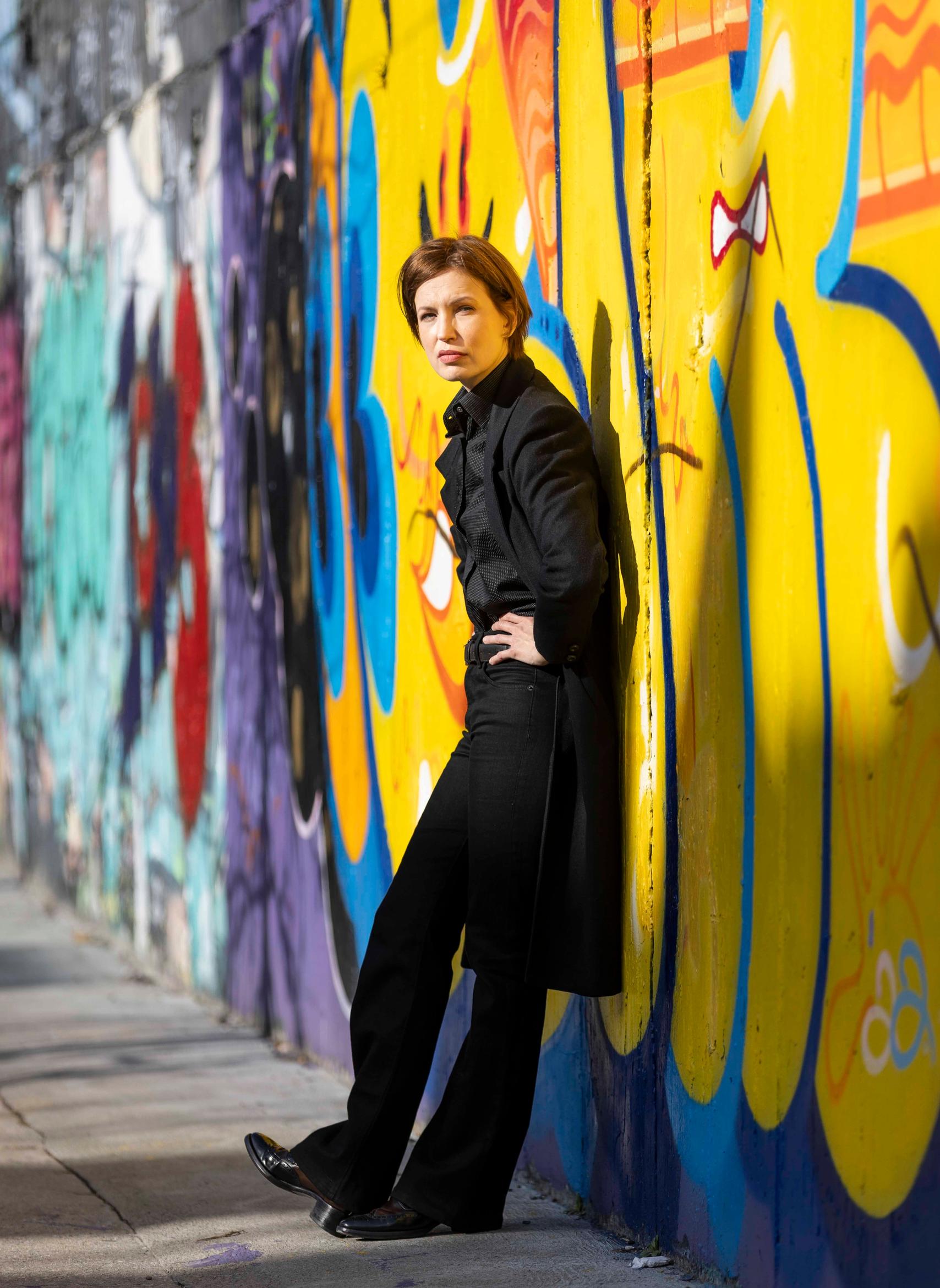 Janita Maria tuli jo teinitähtiaikoinaan tunnetuksi pelkällä etunimellään. Erottuaan Tomi Ervistä hän otti toisen nimensä sukunimekseen.