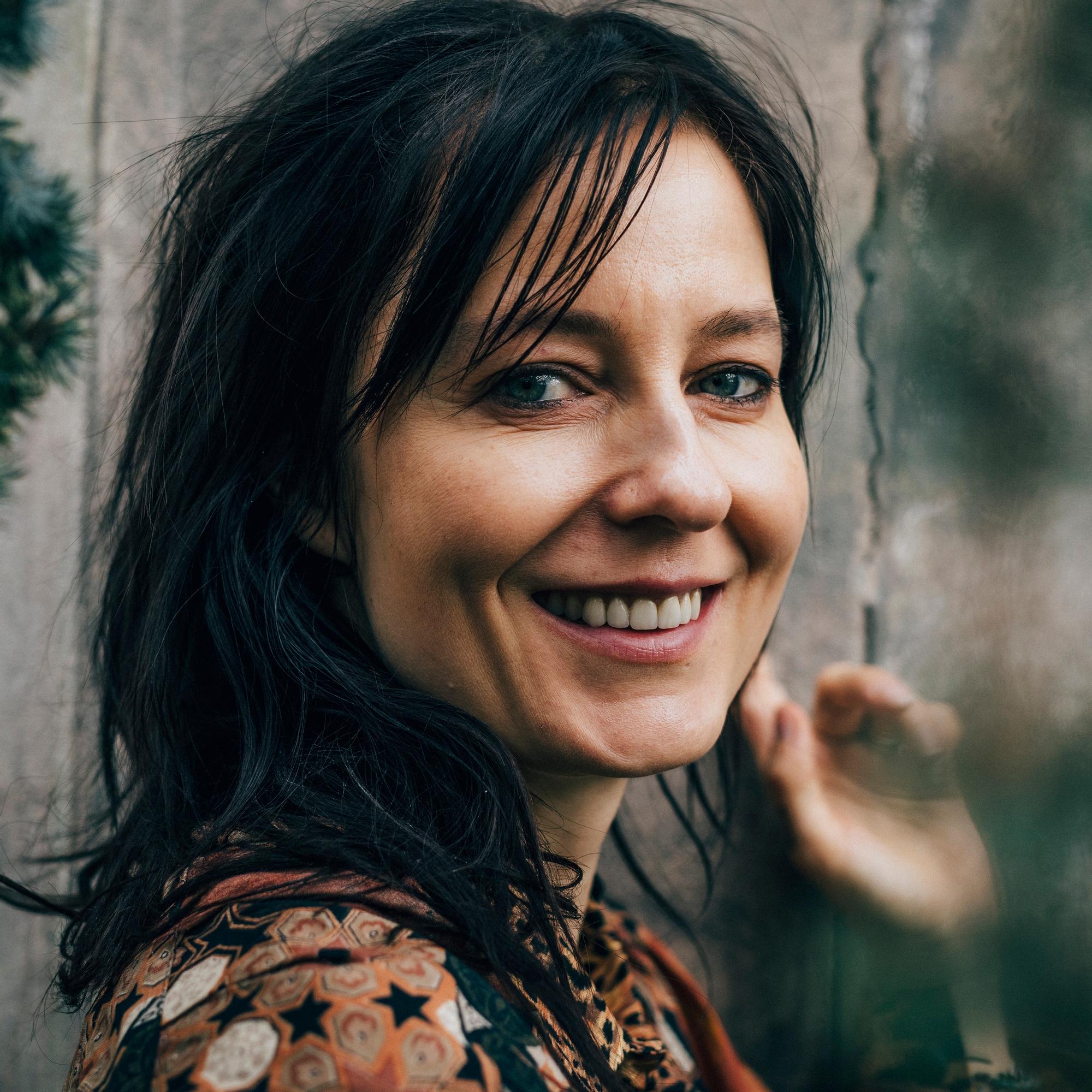 Mariska rakastui työkaveriinsa ja sai vahvan näyn tulevasta – nyt he menevät naimisiin: ”Tunsin, että tässä on minun ihmiseni ja kohtaloni”