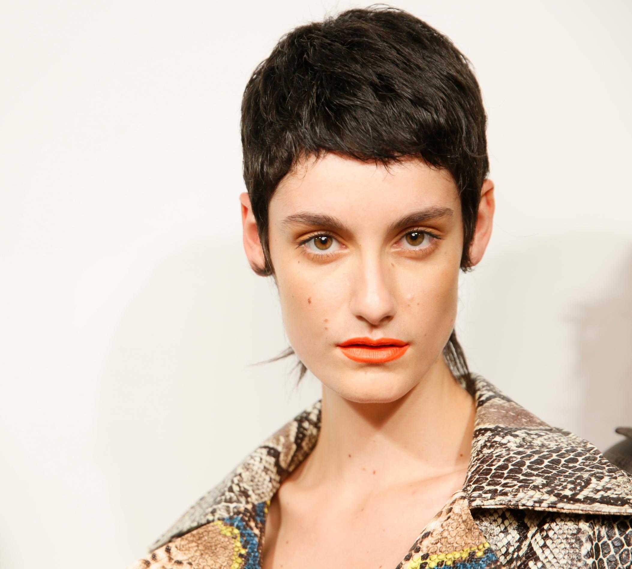 Sopiiko lyhyt tukka sinullekin?