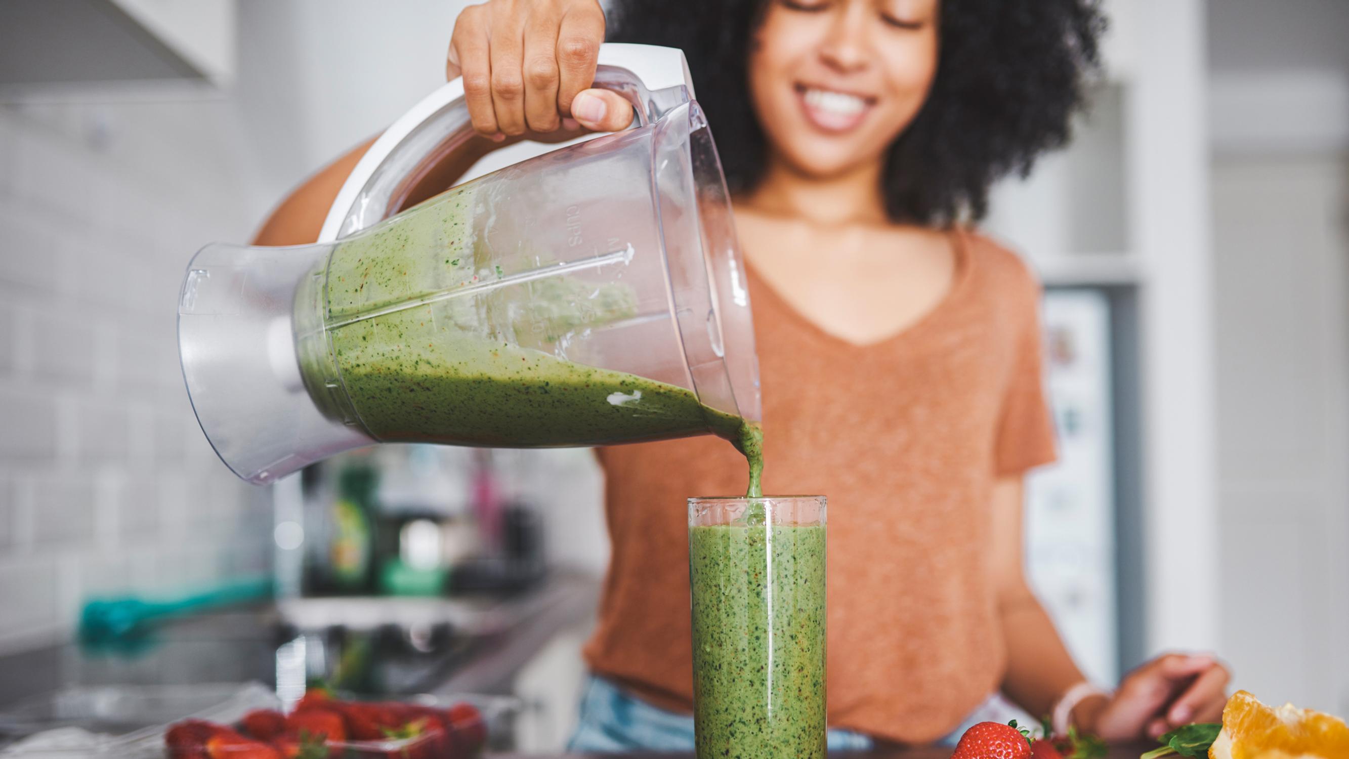 Nainen, tarkista, saatko tarpeeksi näitä vitamiineja ja hivenaineita – ylipaino voi lisätä D-vitamiinipuutoksen riskiä