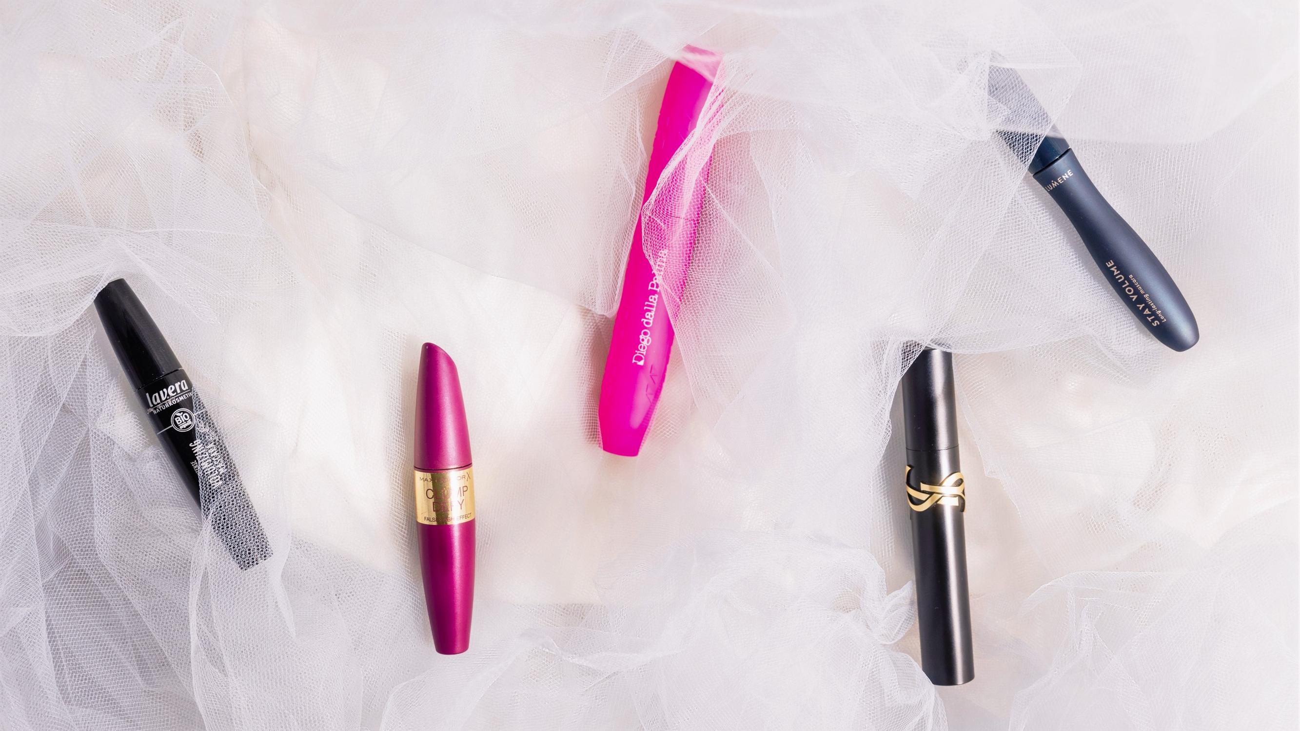 Toiveena tuuheat ripset? Trendi testasi uutuudet ja valitsi parhaat ripsivärit