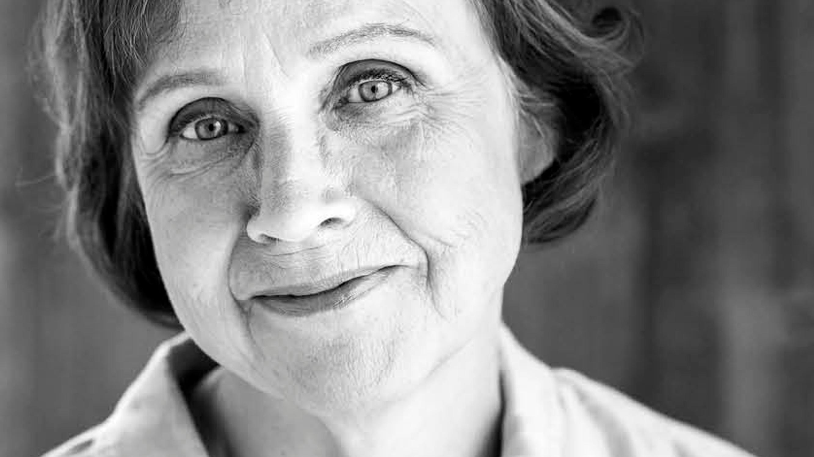 Eevan kirjaklubi: vieraana Virpi Hämeen-Anttila