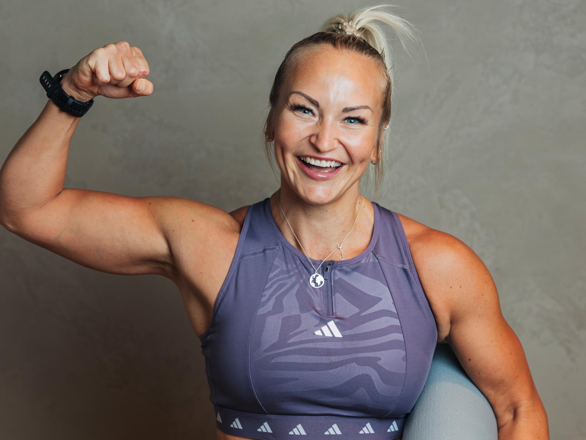 Tämä uusi treeni vahvistaa keskivartaloa ja kohottaa kuntoa – Kipa Tiivola näyttää 5 tehokasta liikettä