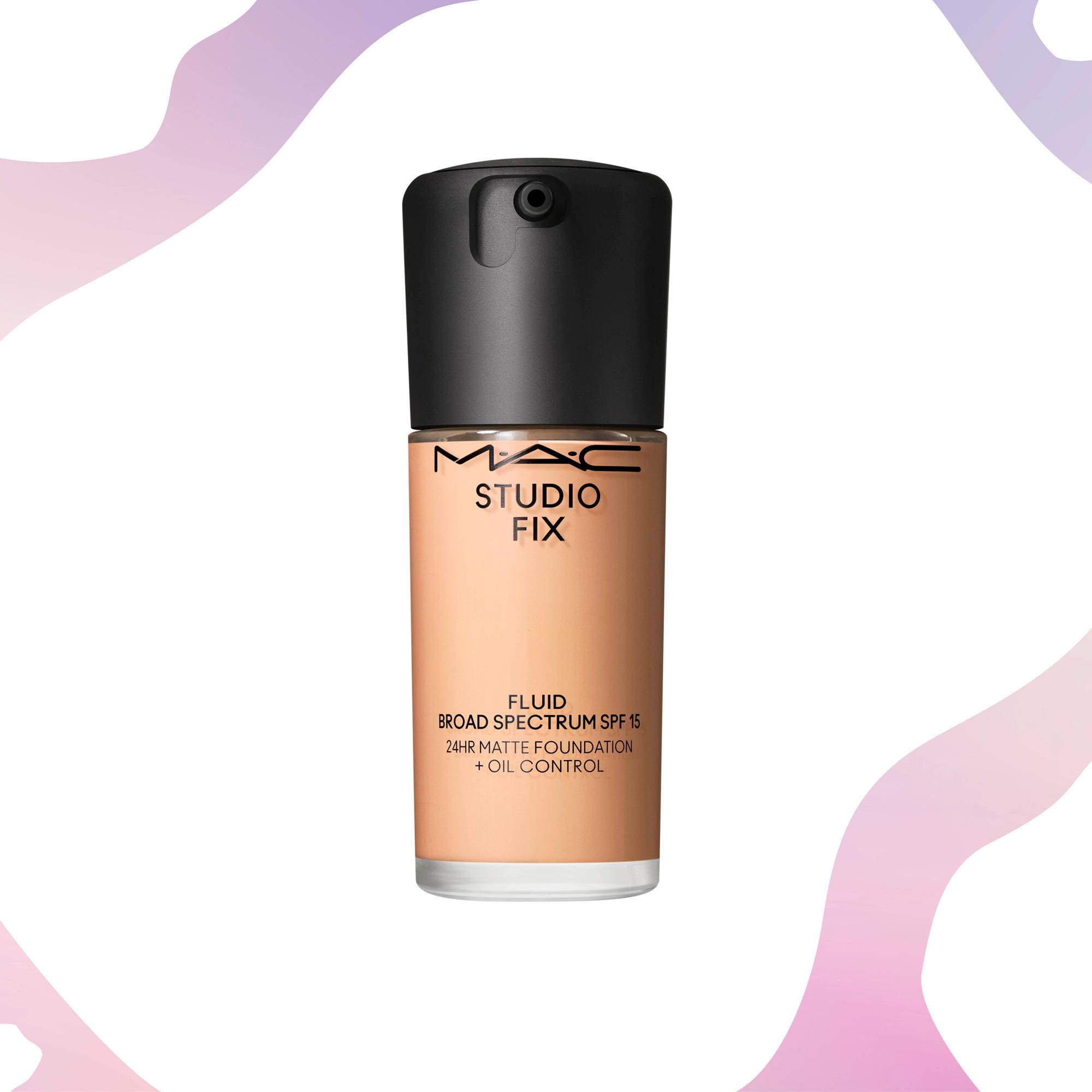 Fix Fluid SPF 15 24 matte foundation + Oil control 47 e/30 ml, MAC Studio.