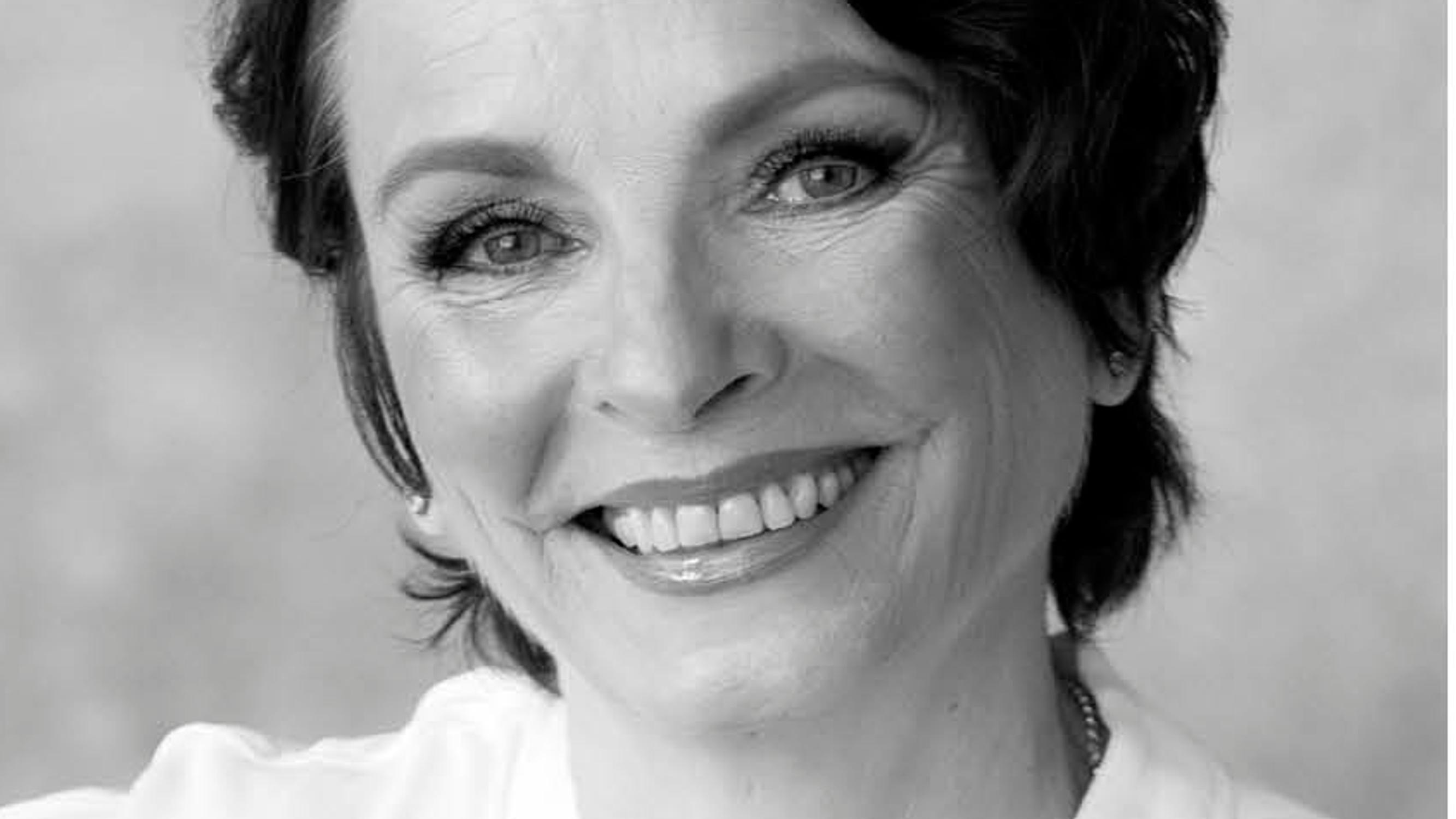 Eevan kirjaklubi: vieraana Marja Aarnipuro