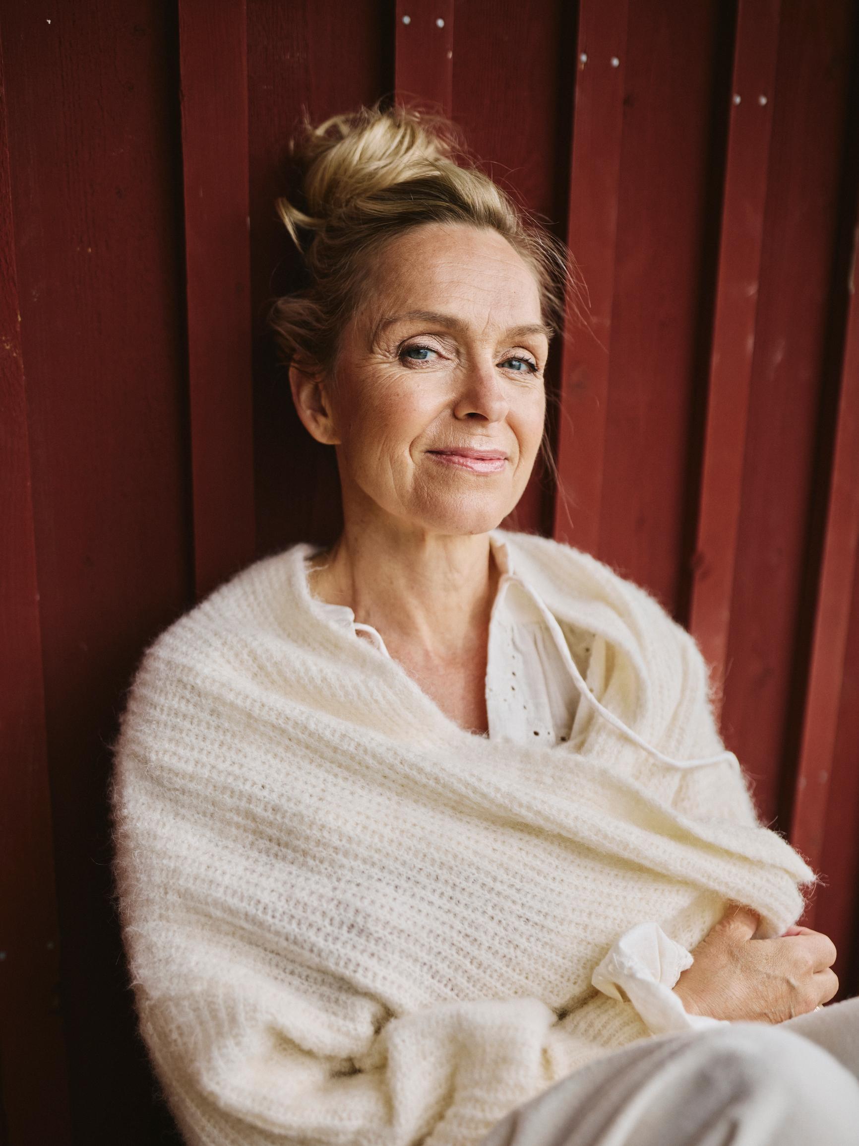 Kun Anu Sinisalo ihastui uuteen kumppaniinsa, pintaan nousivat vanhojen suhteiden vaikeat tunteet: ”Olen pelännyt hylätyksi tulemista”