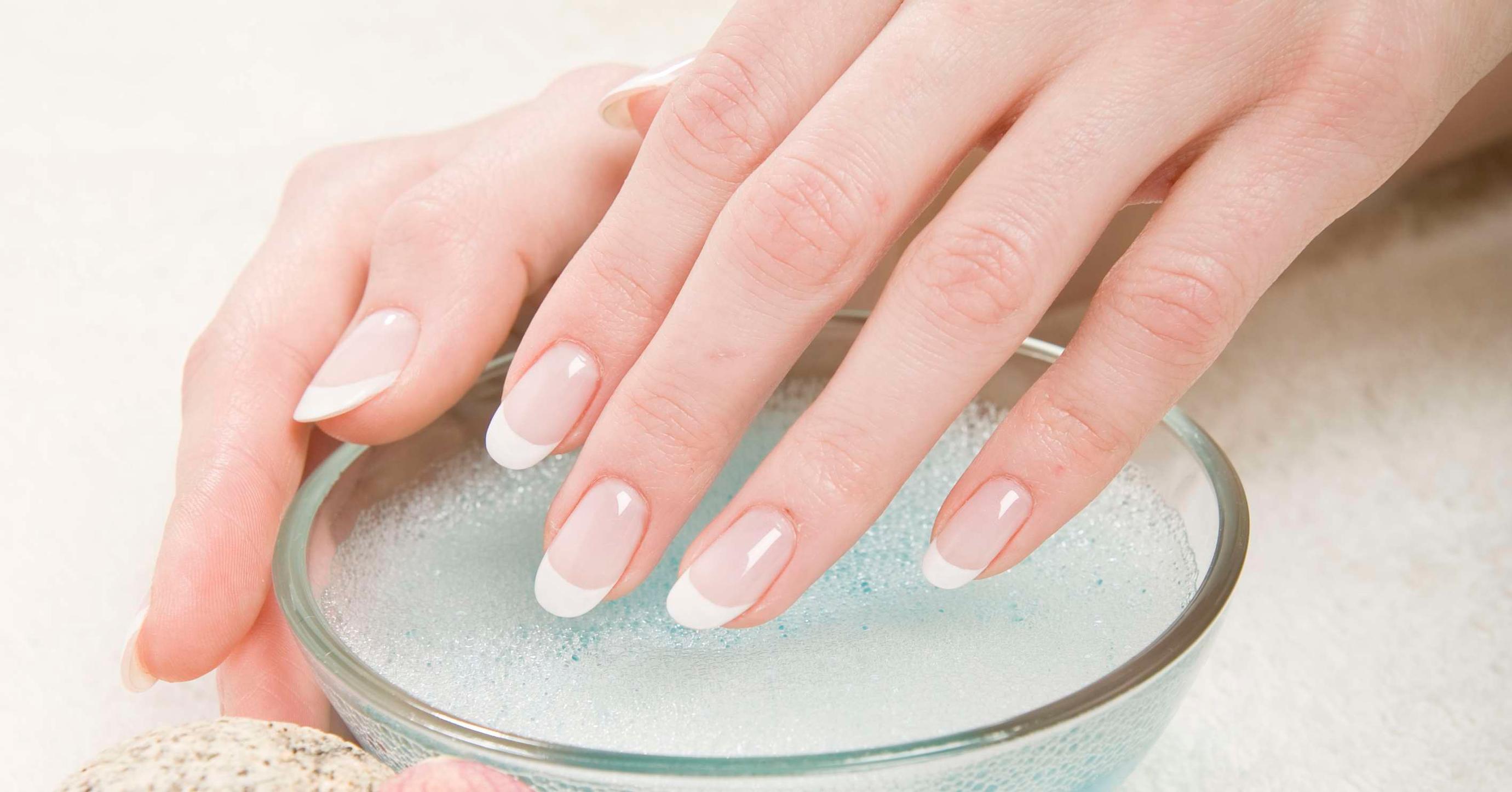 Geelilakkaus, rakennekynnet vai tekokynnet? Löydä omasi!