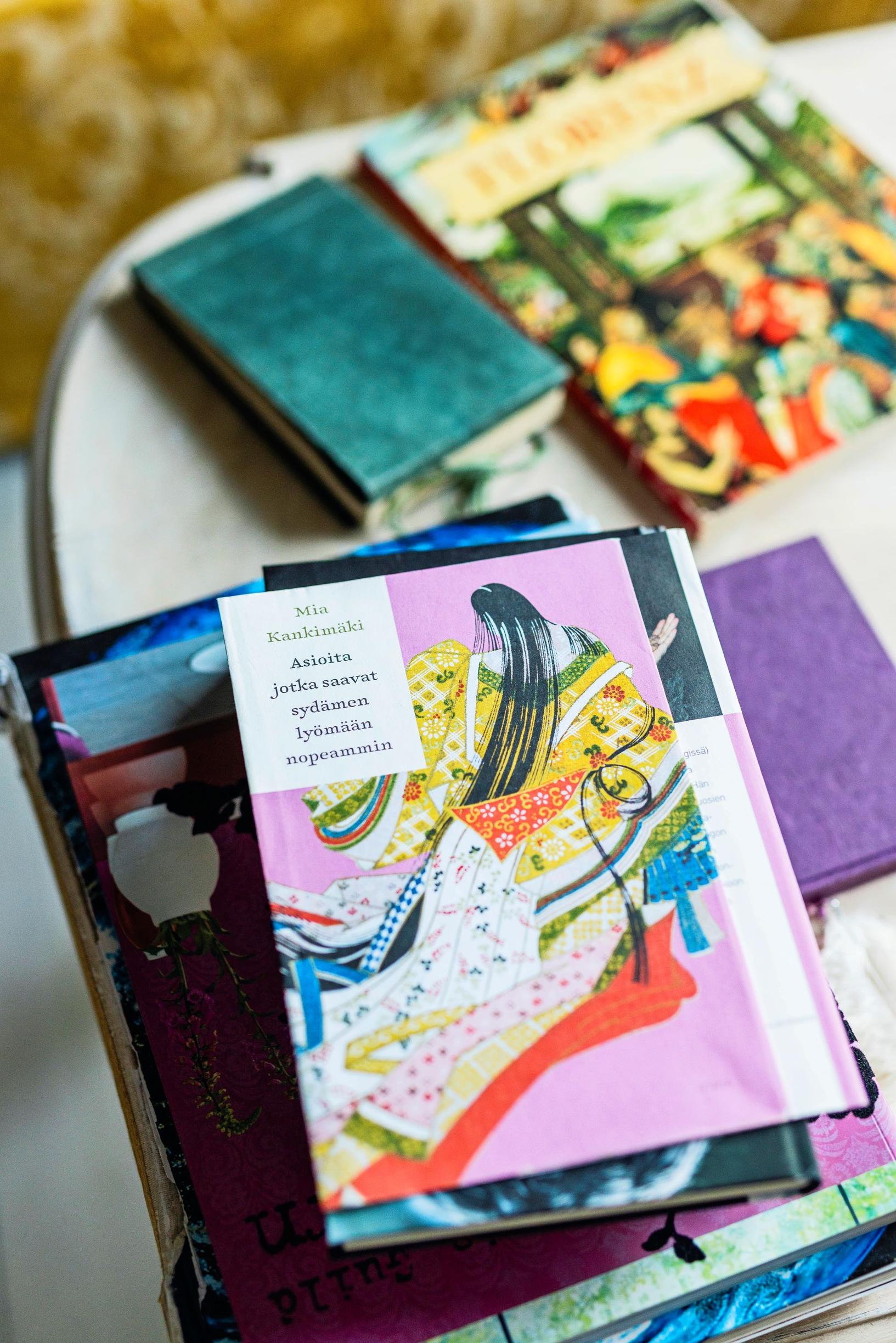 Kiti Luostarinen kirjat