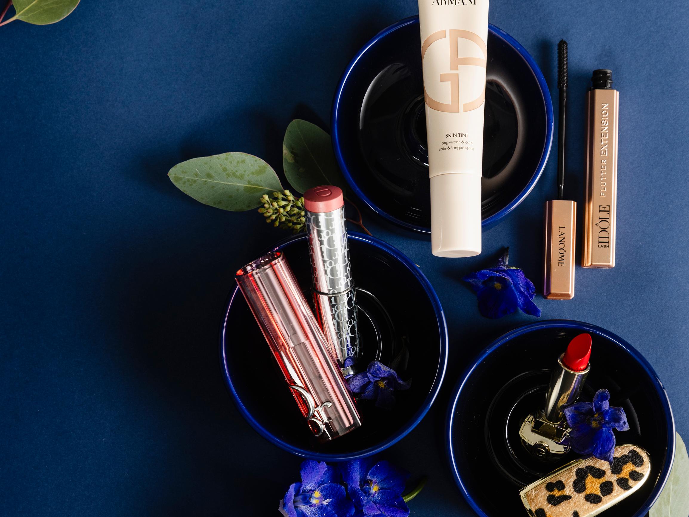 Eeva valitsi 5 vuoden parasta meikkiä – voittajahuulipunassa on täydellinen klassikkoväri ja peili mukana