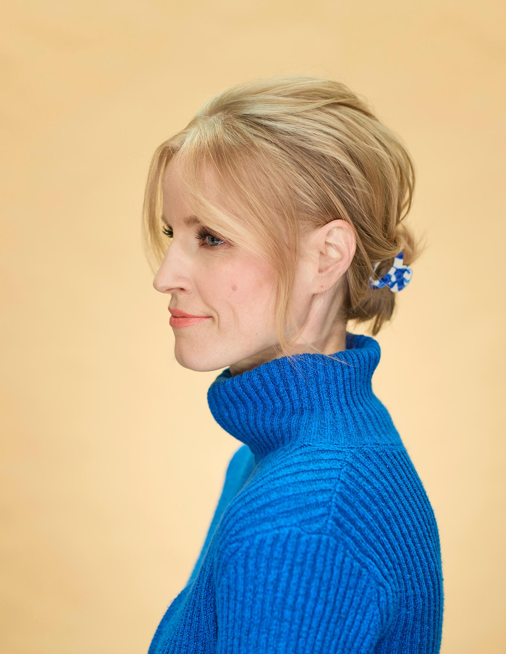 Sanna hiukset kiinni