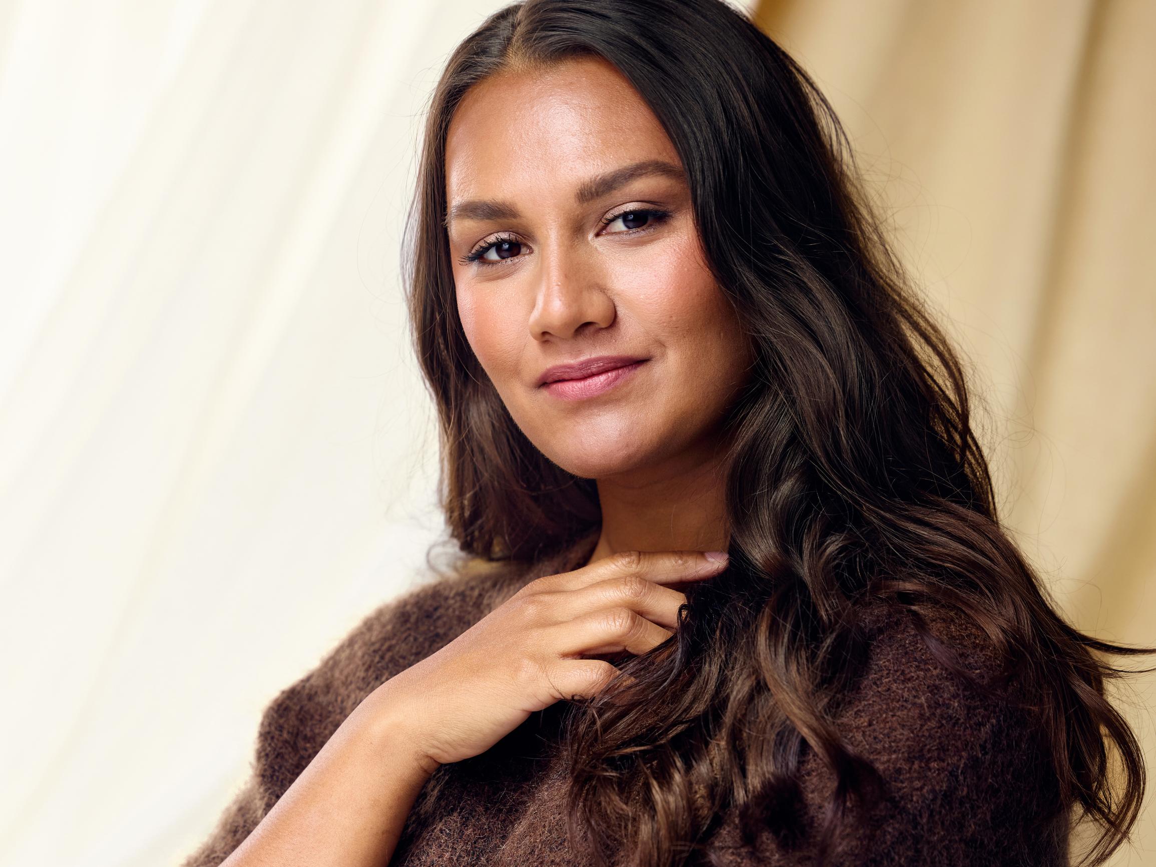 Susani Mahadura juonsi Puoli seitsemän -ohjelmaa paniikkikohtauksen vallassa – edes äiti ei huomannut ruudusta Susanin pahaa oloa