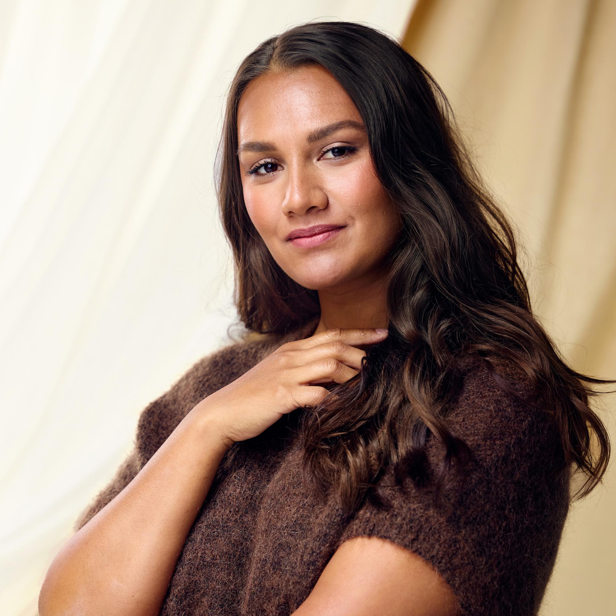 Susani Mahadura juonsi Puoli seitsemän -ohjelmaa paniikkikohtauksen vallassa – edes äiti ei huomannut ruudusta Susanin pahaa oloa