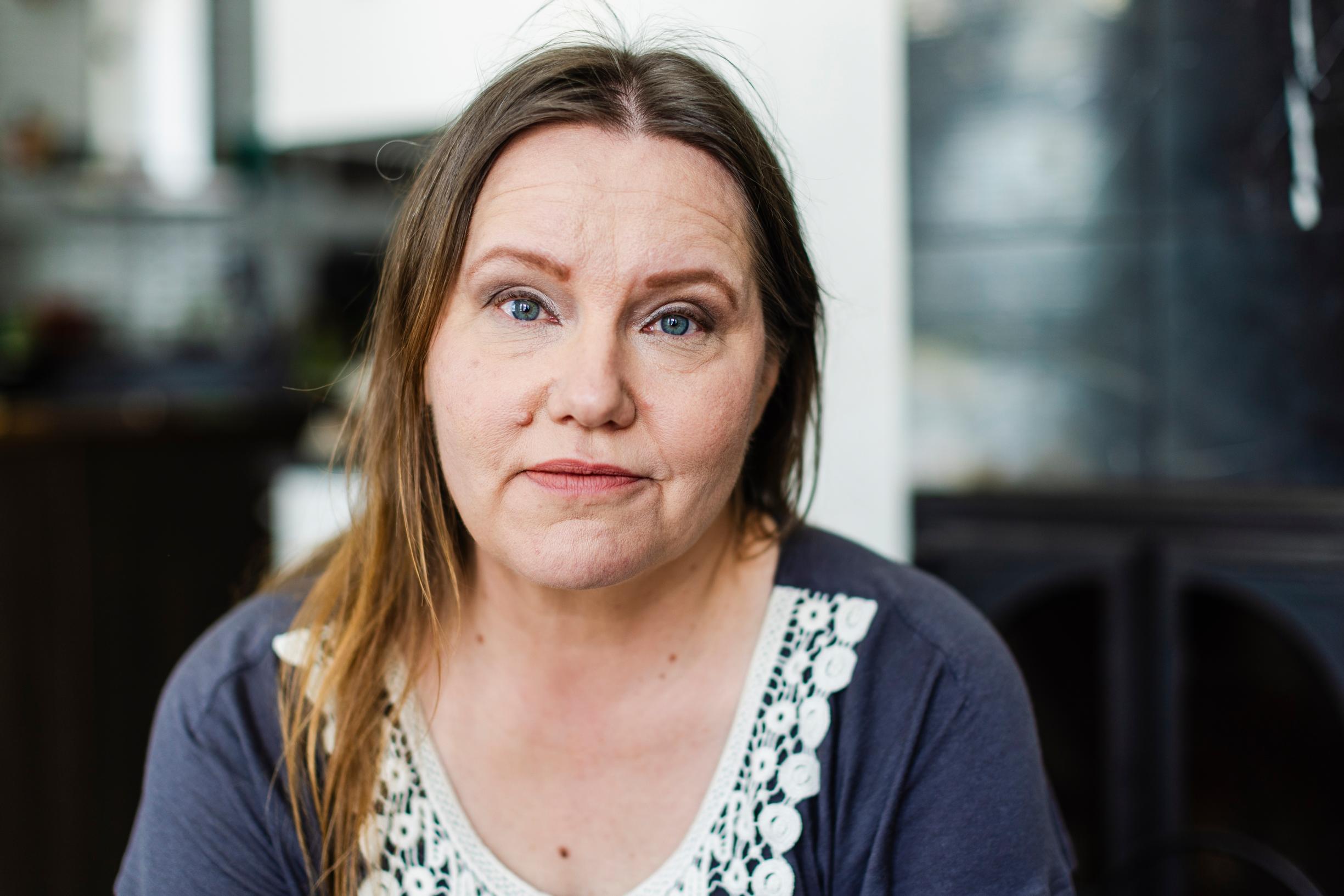 Kirjailija Milla Ollikainen teki puolisonsa kanssa sopimuksen, joka aiheutti kriisin toisensa jälkeen – syy eroon 25 vuoden liiton jälkeen oli kuitenkin yllätys