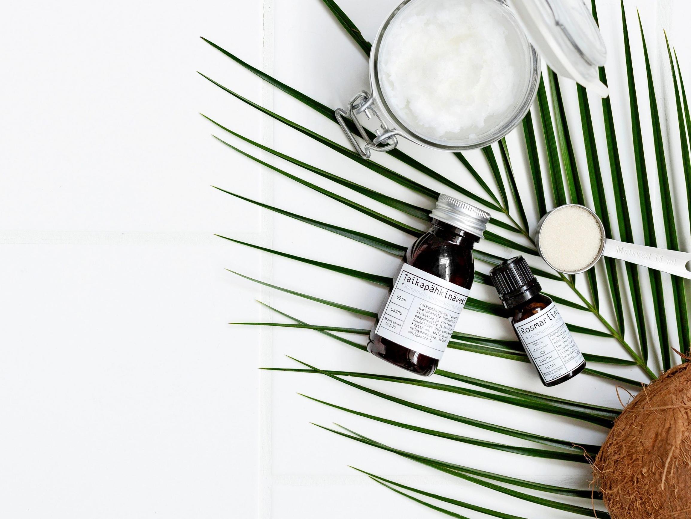 Kookosöljy hellii ja ravitsee – Tee itse kookoksesta hellä hiuspohjakuorinta