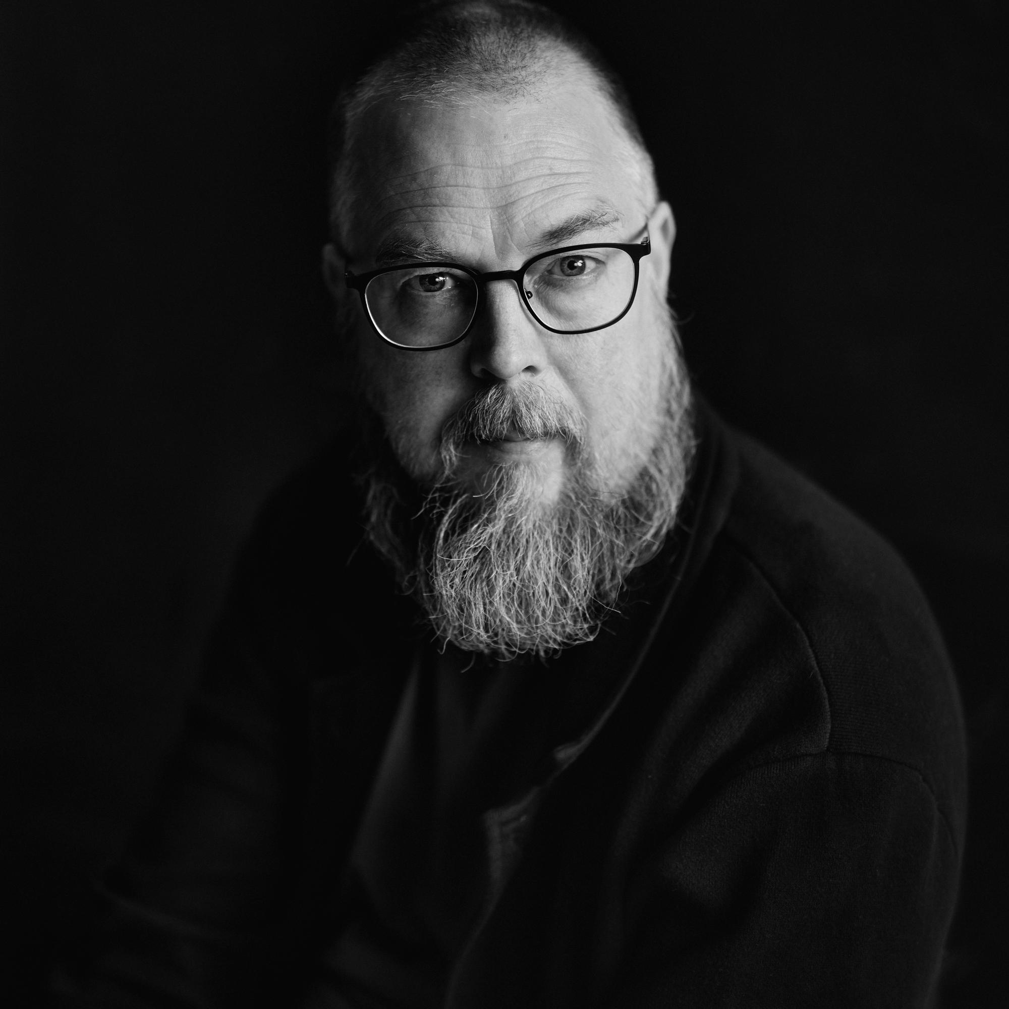 Kirjailija Tuomas Kyröllä on hurja haave, jonka hän aikoo toteuttaa 90-vuotiaana – toteutus vaatii kovaa treeniä ja konjakkihuikan