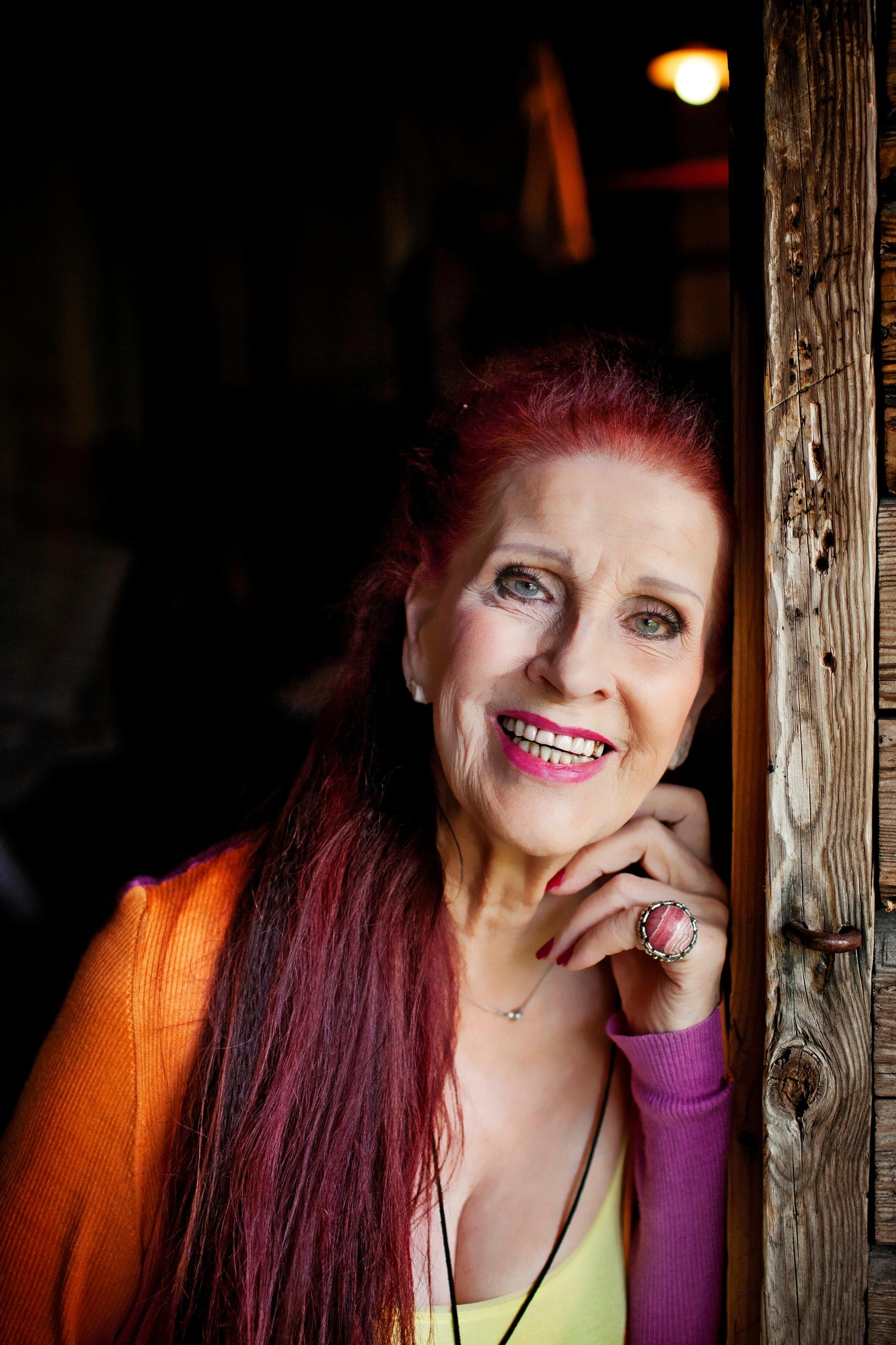 Koululiikuntaliitto myönsi Airalle elämäntyöpalkinnon maaliskuussa 2022. Airan ideoima Power mover -toiminta oli liikuttanut yli kahta miljoonaa koululaista opettajineen.